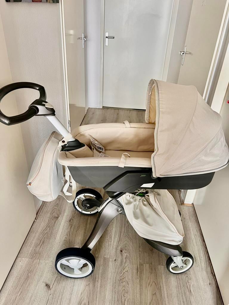 Stokke kinderwagen, compleet, Ophalen, Zo goed als nieuw, Overige merken, Verstelbare duwstang