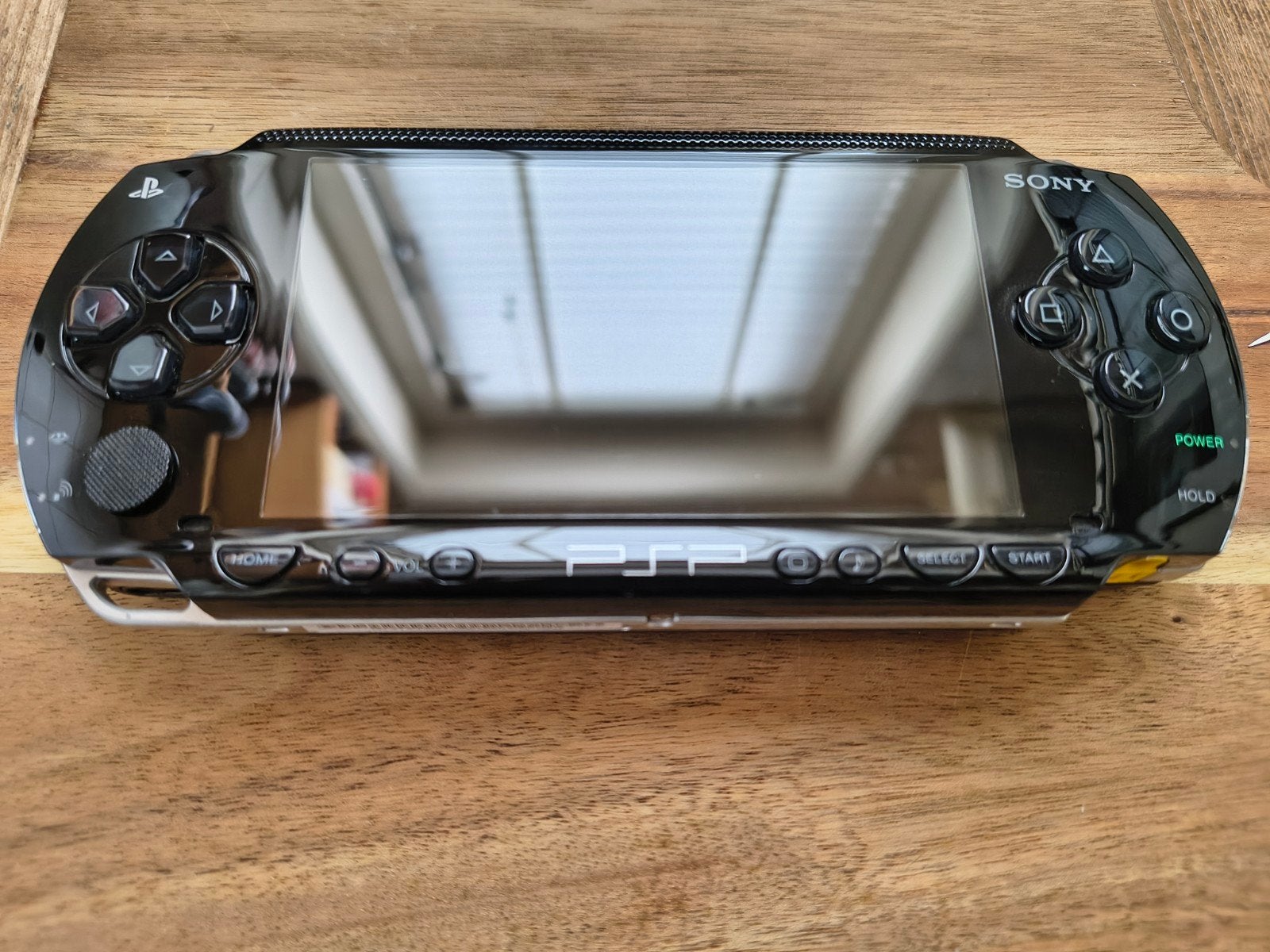 PlayStation Portable - PSP 1004, Spelcomputers en Games, Overige genres, 1 speler, Ophalen of Verzenden, Zo goed als nieuw