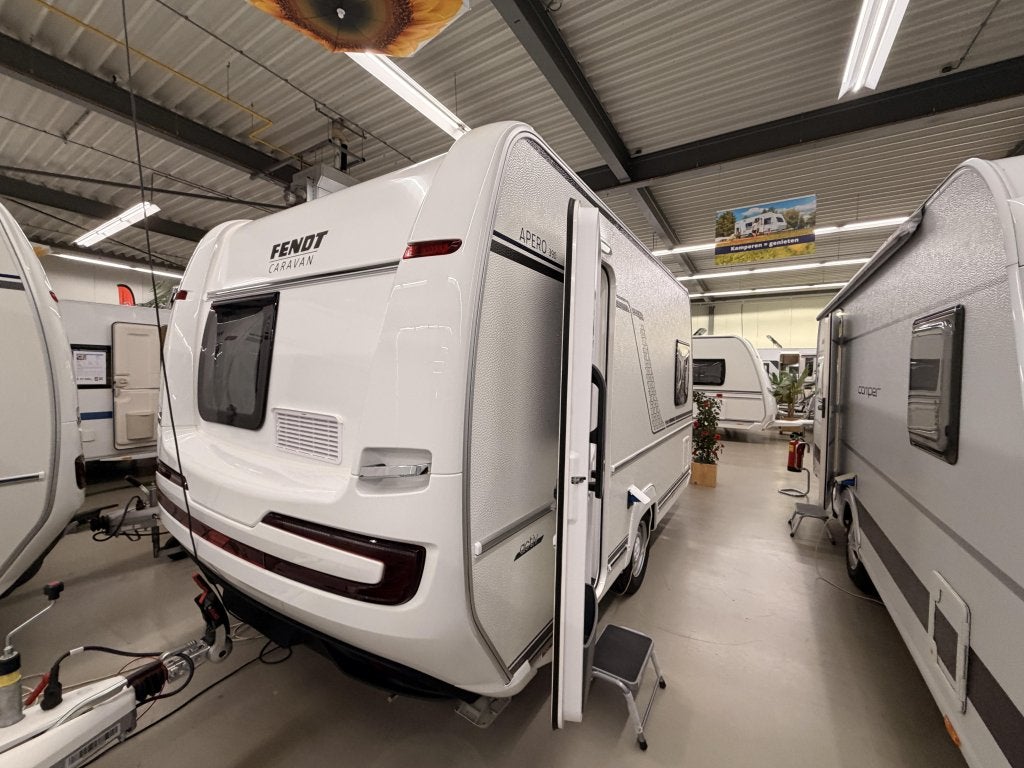Fendt Apero Activ 390 FH +Combi 4E+Alko big foot, Schokbreker, Bedrijf, Treinzit, Tot en met 3