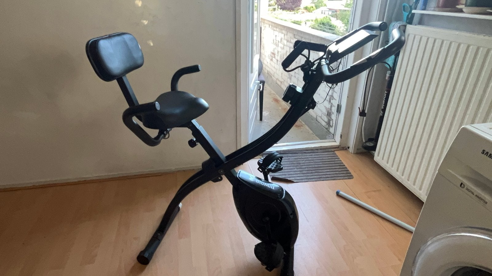 BluMill X-bike hometrainer, Ophalen of Verzenden, Zo goed als nieuw, Hometrainer