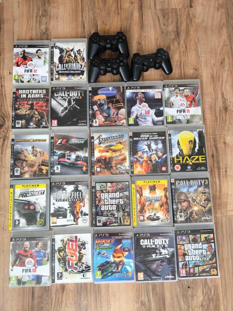 Playstation 3 met veel spellen en 3 draadloze controllers, Spelcomputers en Games, 3 spelers of meer, Ophalen, Gebruikt, Gekoppelde computers