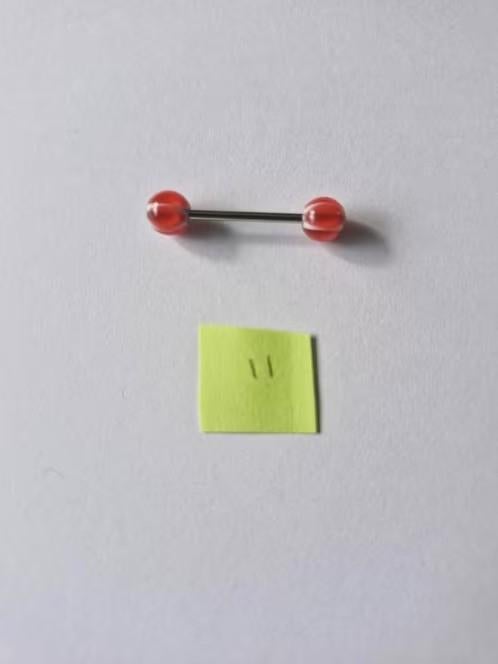 Tongpiercing rood met wit blauwe ster nr11 h3, Tongpiercing, Staal, Onbekend, Nieuw