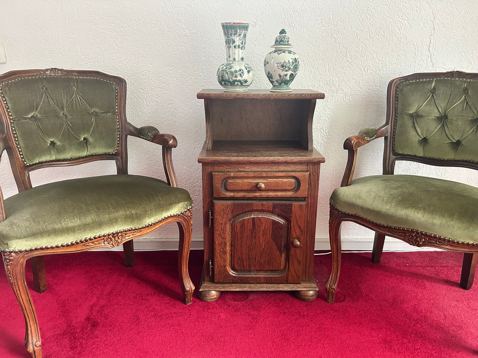 Set van 2 antieke fauteuils met groene velours bekleding, Ophalen