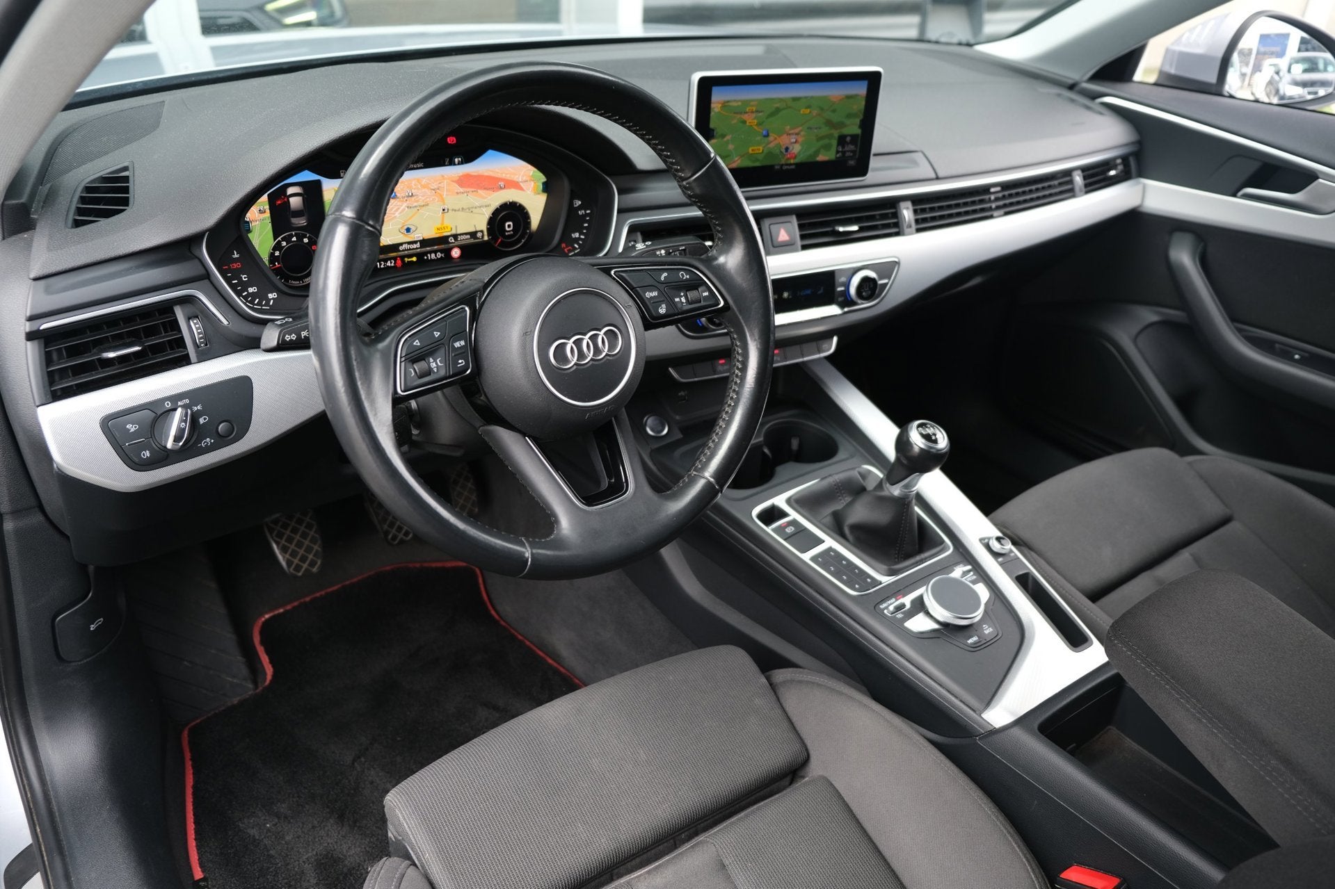 Audi A4 Limousine 35 TFSI S-Line Virtual Navi Led Cruise Pdc, Auto's, Stof, Gebruikt, Euro 6, A4