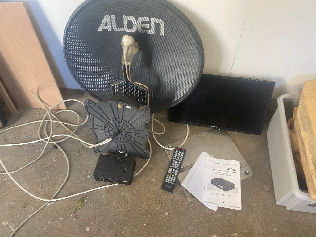 TV satelietsysteem Alden, Ophalen, Gebruikt