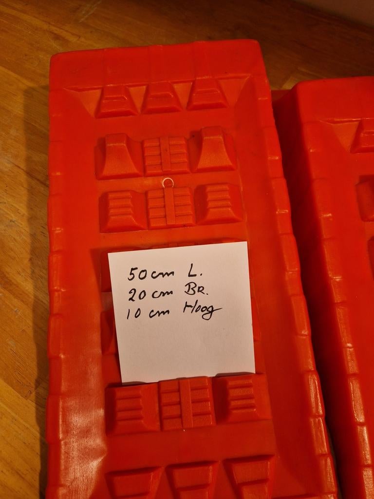 Stevige oprijblokken voor caravan of camper (50x20x10cm), Caravans en Kamperen, Caravan accessoires, Ophalen of Verzenden