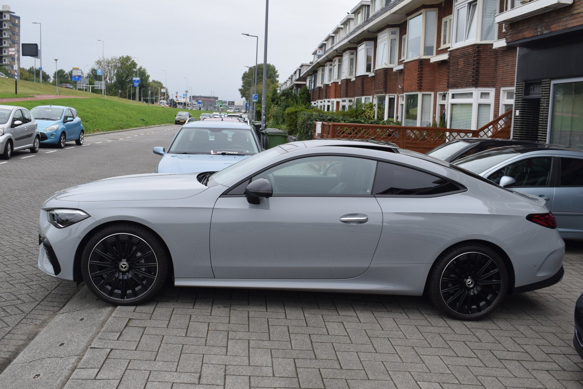 Mercedes-Benz CLE Coupé 200 AMG 360camera,standkachel,stuur, Auto's, Automaat, Dealer onderhouden, Achterwielaandrijving, 4 cilinders