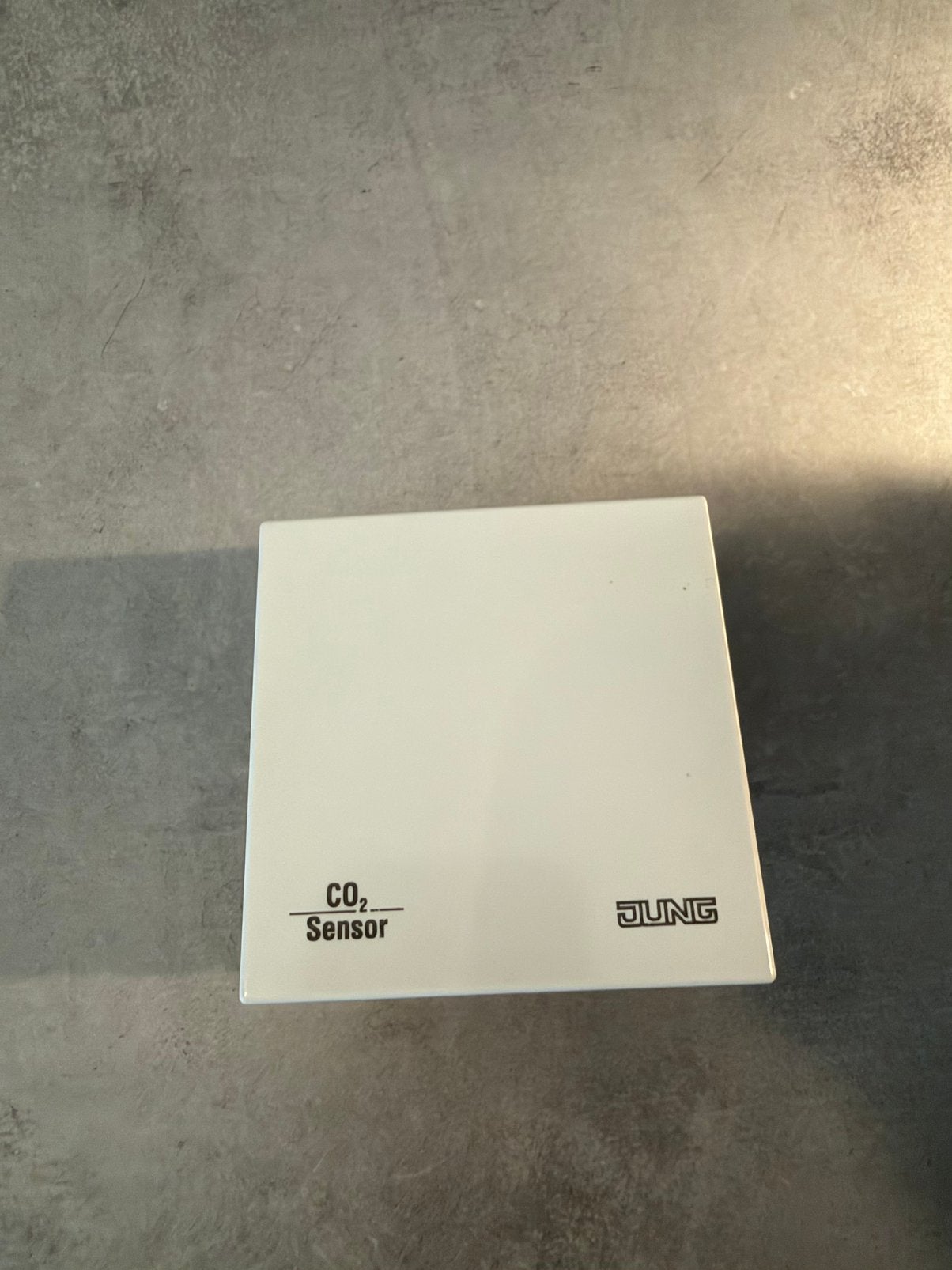 Jung LS990 KNX CO2 Sensor, Hobby en Vrije tijd, Ophalen of Verzenden, Zo goed als nieuw