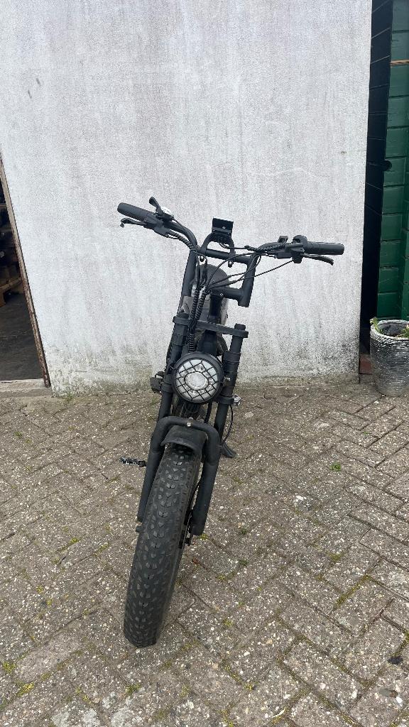 Fatbike V8  Dubbele Accu, Fietsen en Brommers, Elektrische fietsen, Zo goed als nieuw, 59 cm of meer, 30 tot 50 km per accu, Ophalen
