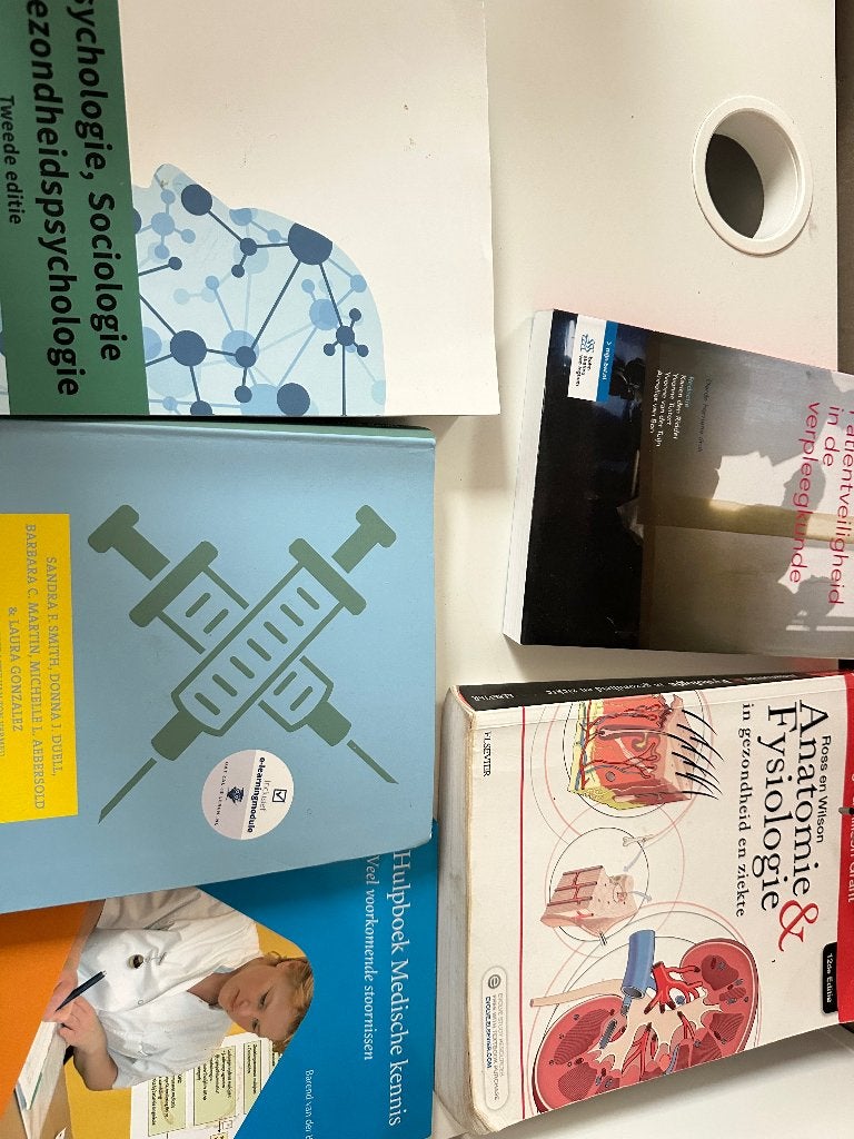 School boeken HBO verpleegkunde, Boeken, Schoolboeken, Gelezen, Overige niveaus, Ophalen of Verzenden