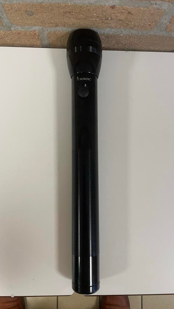 Nordic Zaklamp - Zwart, Made in Taiwan, Caravans en Kamperen, Ophalen of Verzenden, Gebruikt, Batterij