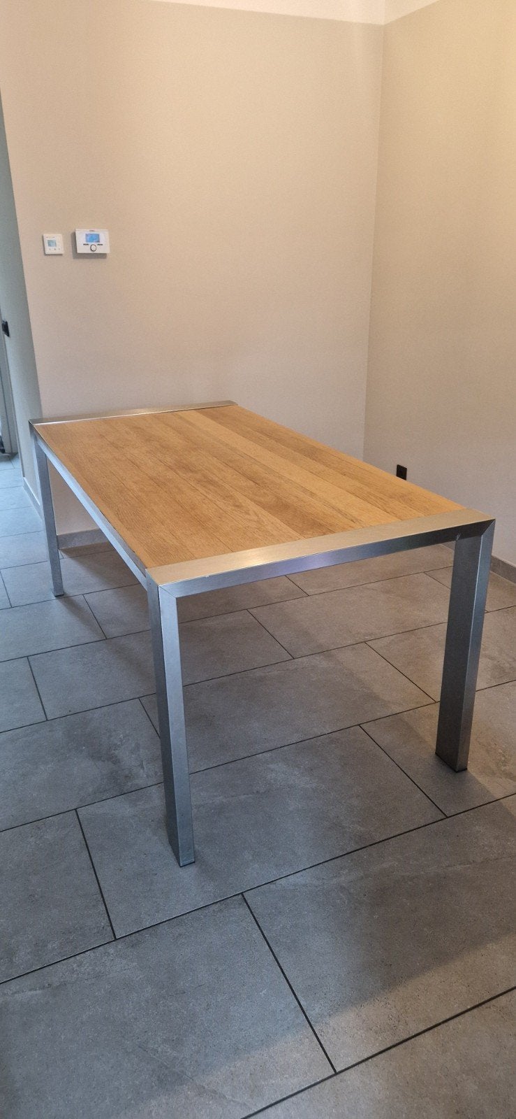 Massief eiken eettafel met RVS poten (1.80m x 0.90m), Huis en Inrichting, Tafels | Eettafels, Ophalen, Gebruikt, 50 tot 100 cm