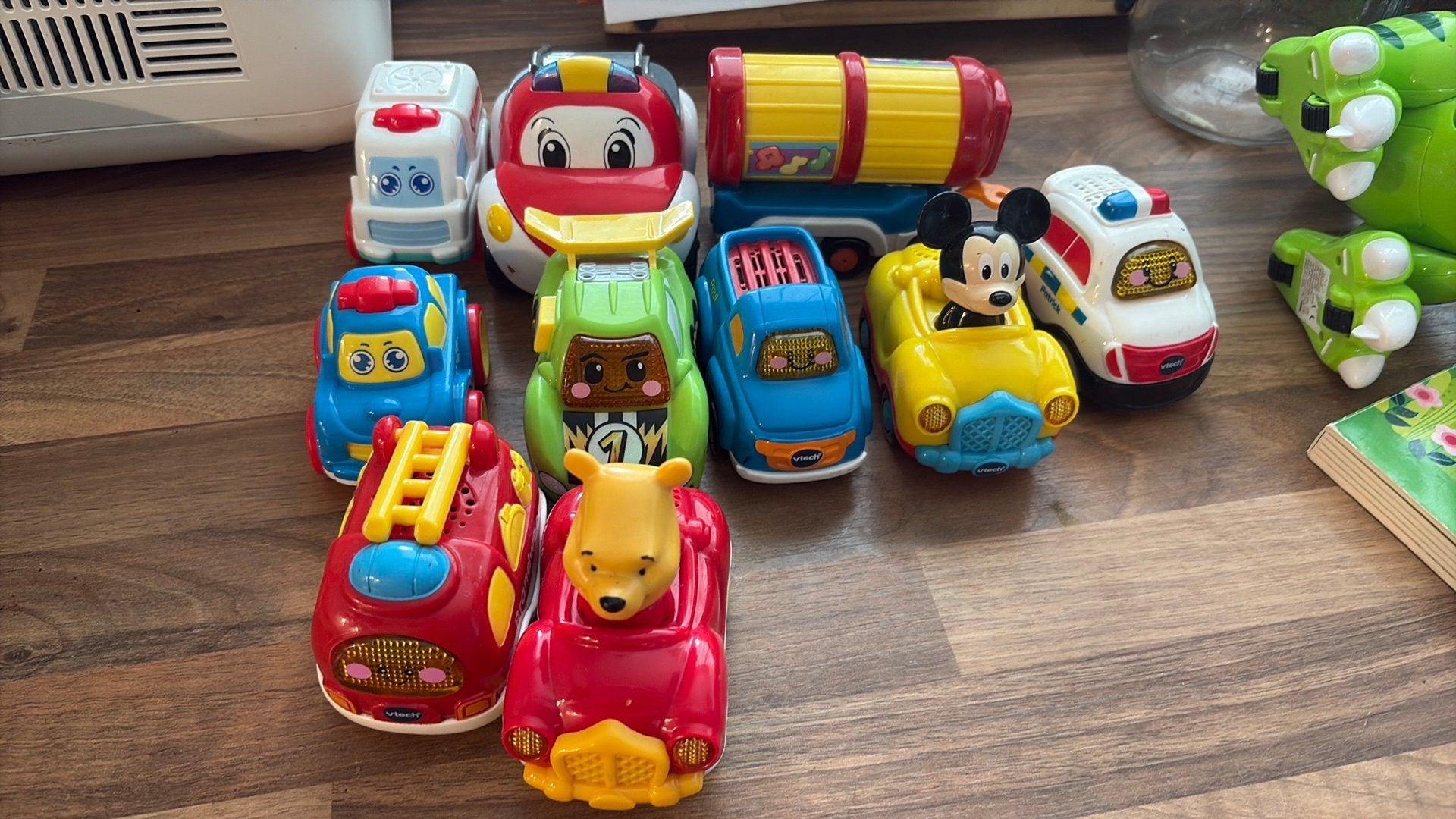 VTech Toet Toet Auto's en Mickey Mouse speelgoedauto, Ophalen, Gebruikt