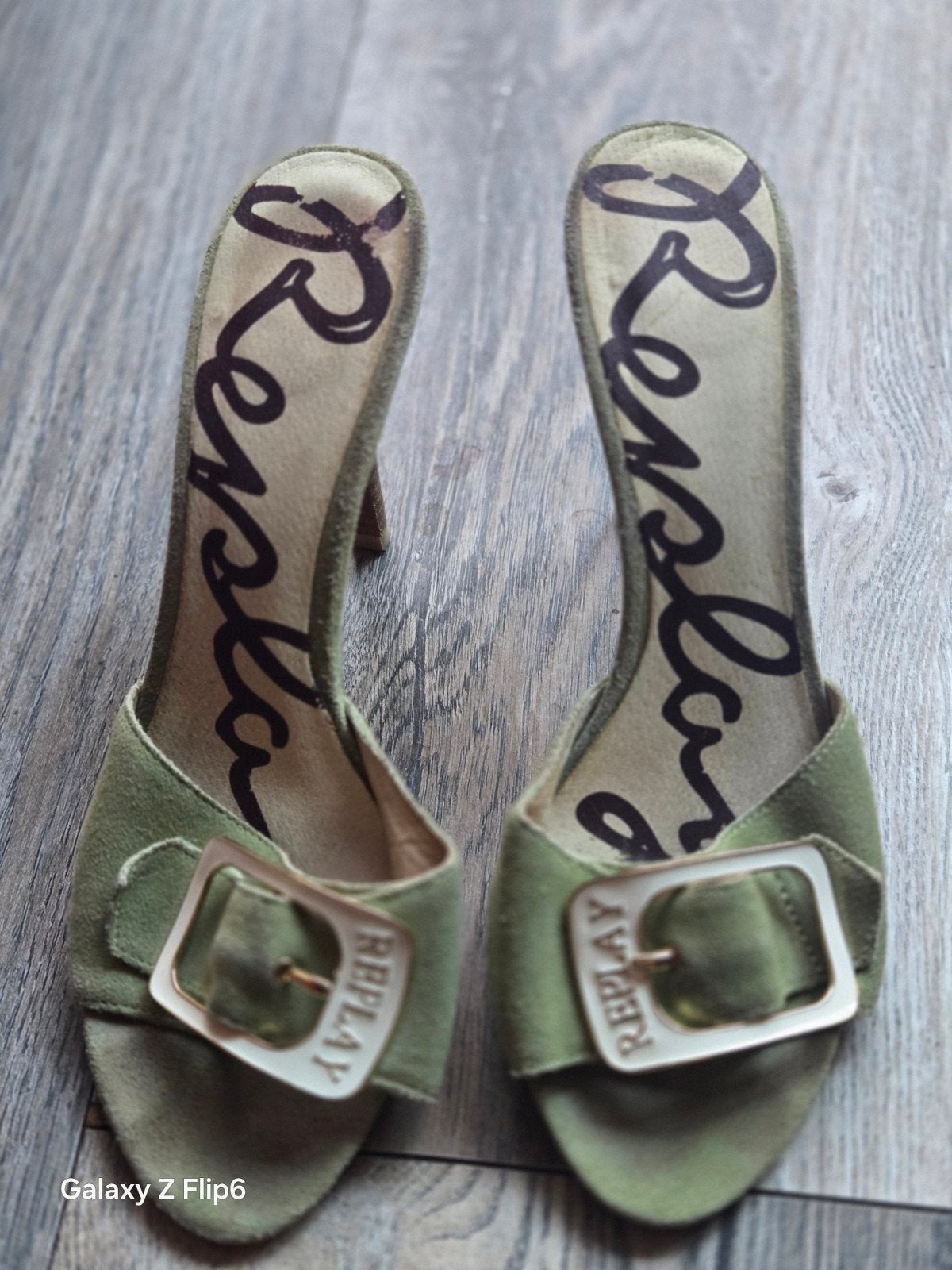 Mooie Replay slippers, weinig gebruikt, Slippers, Replay, Ophalen of Verzenden, Zo goed als nieuw