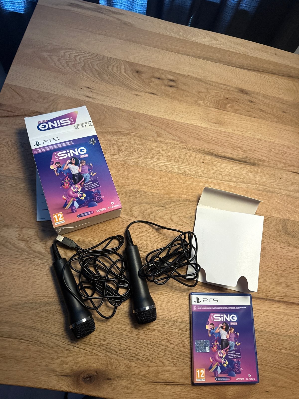 Let's Sing 2024 PS5 met 2 microfoons, Muziek, Eén computer, Ophalen of Verzenden, Zo goed als nieuw