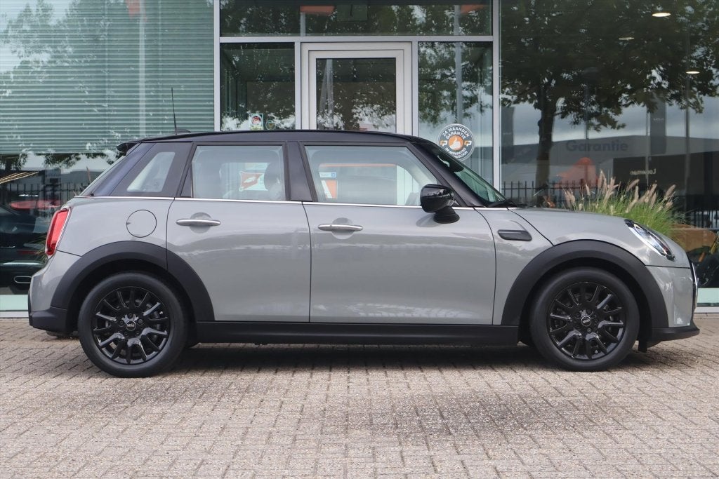 Mini Mini 5-Deurs (f55) 1.5 Cooper Business Edition 136pk |, Auto's, Dealer onderhouden, 136 pk, Gebruikt, Euro 6