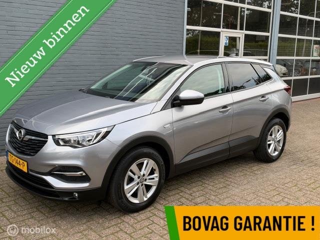 Opel Grandland X 1.2 Turbo Innovation, Voorwielaandrijving, 1350 kg, Gebruikt, 1199 cc