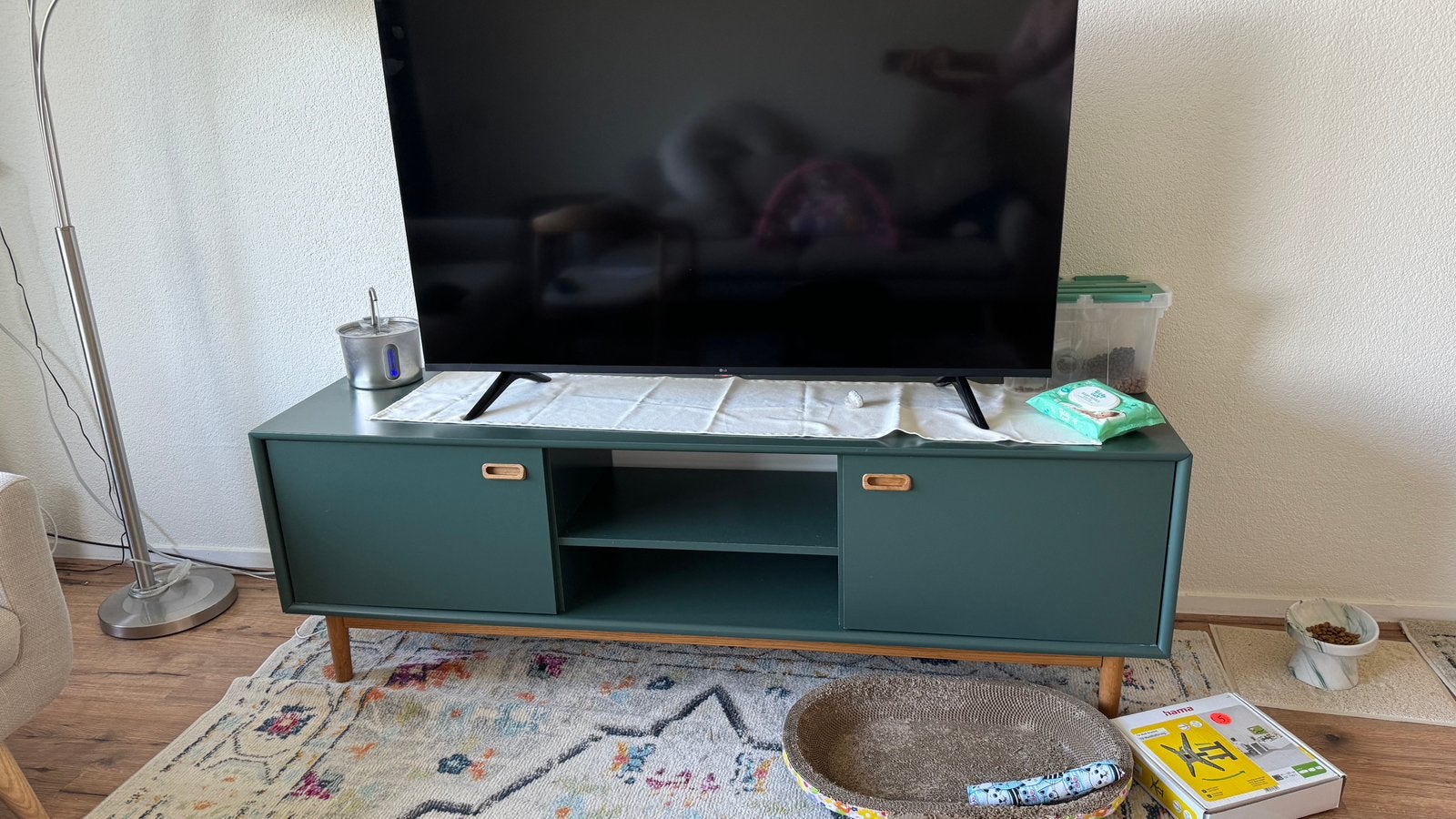 TV meubel groen, Huis en Inrichting, 150 tot 200 cm, Ophalen of Verzenden, Zo goed als nieuw, Minder dan 100 cm