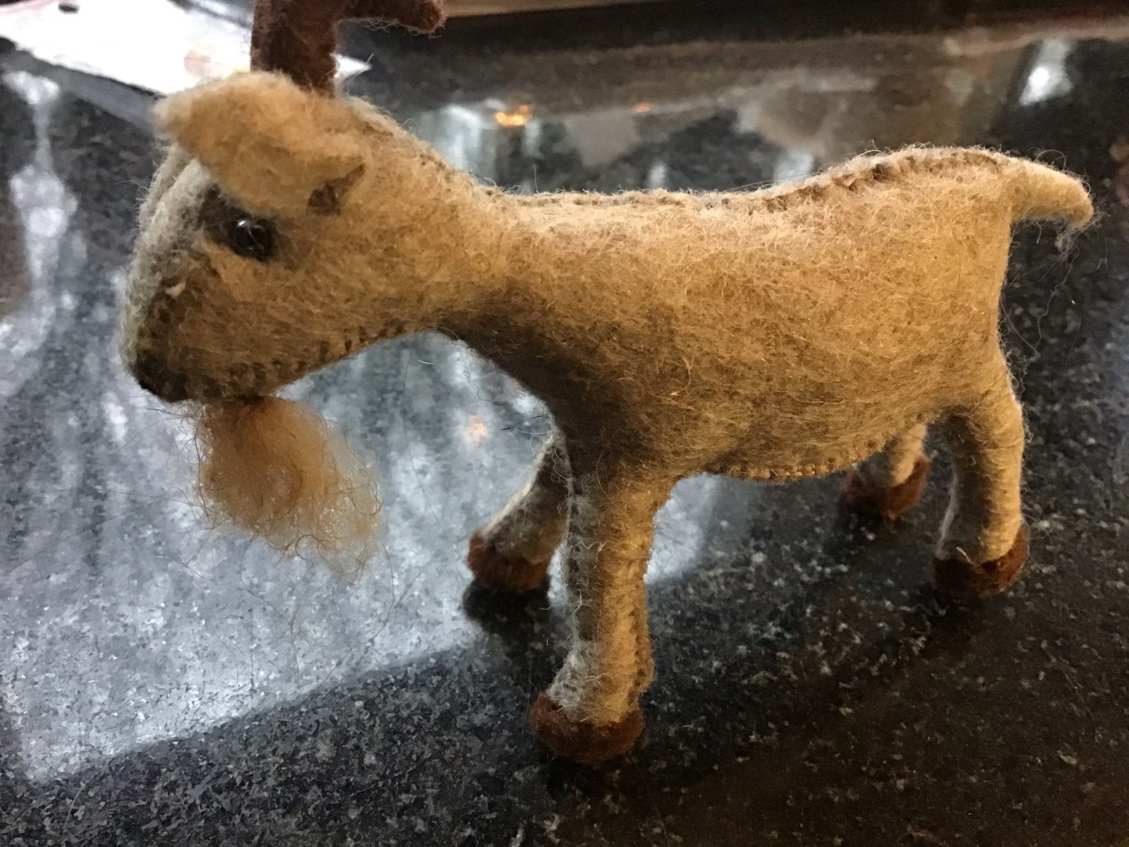 Schattig geitje van vilt - Handgemaakt figuurtje, Ophalen of Verzenden, Nieuw