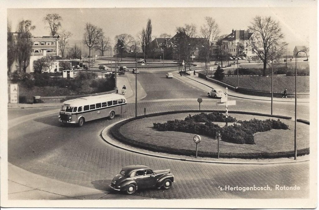 's Hertogenbosch (N.Br.) Rotonde, Autobus, Brilkever, 1955, Ophalen of Verzenden, 1940 tot 1960, Ongelopen, Noord-Brabant