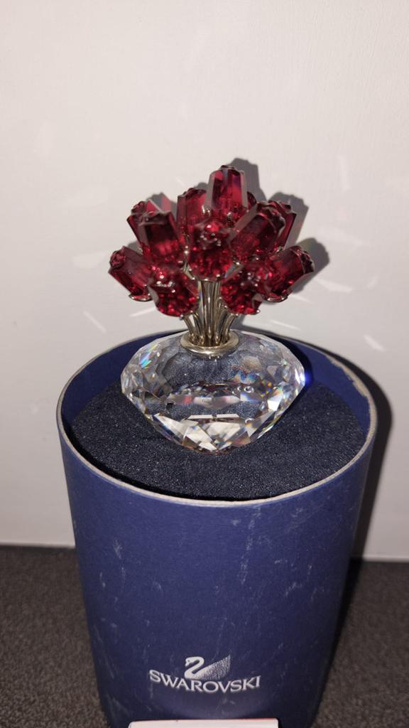 Swarovski Kristallen Bloemenvaasje met Rode Bloemen, Ophalen of Verzenden, Zo goed als nieuw, Huisaccessoire