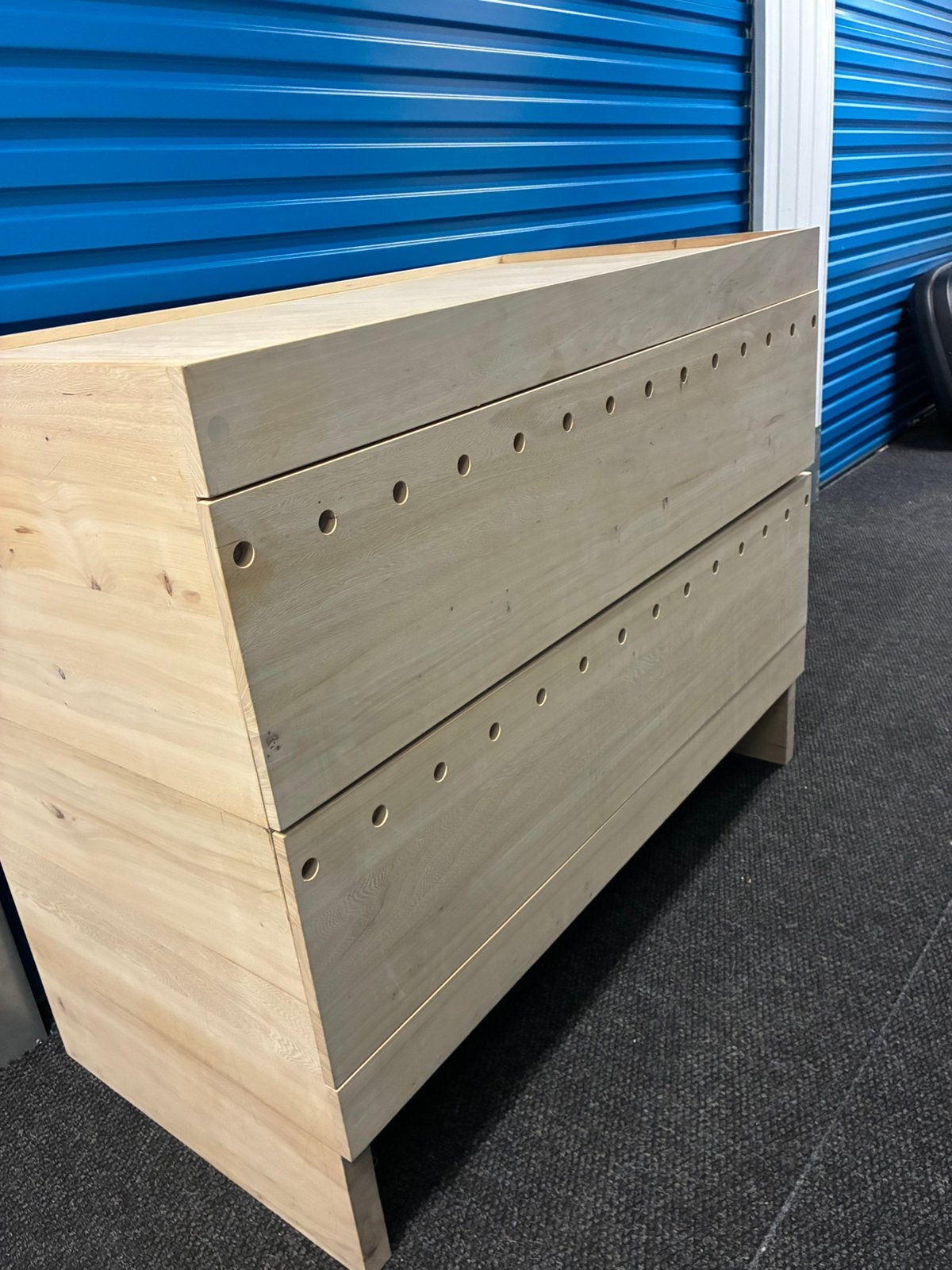 Licht houten commode/kast van merk Theophile et Patachou, Ophalen, Zo goed als nieuw