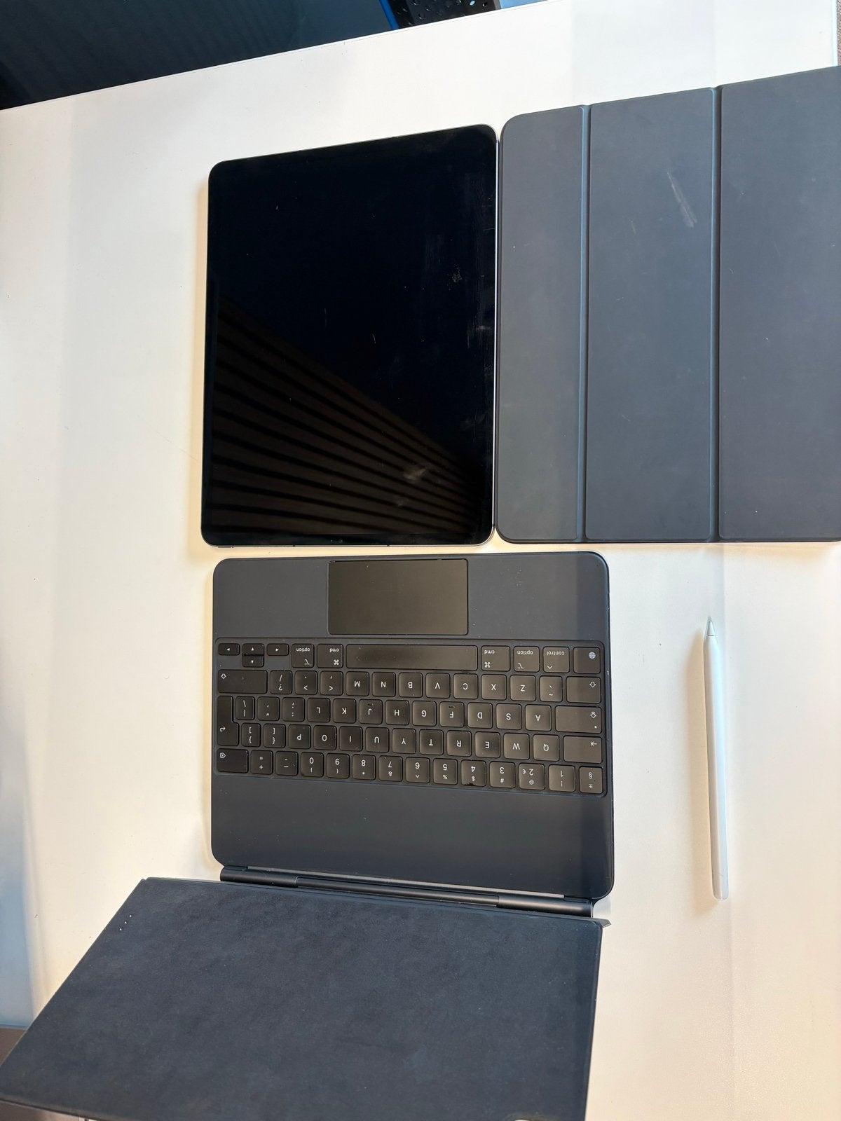 iPad Pro 12,9" (2021) M1 2TB Wi-Fi+Cellular + Acc., Computers en Software, 12 inch, Ophalen of Verzenden, Grijs, Wi-Fi en Mobiel internet