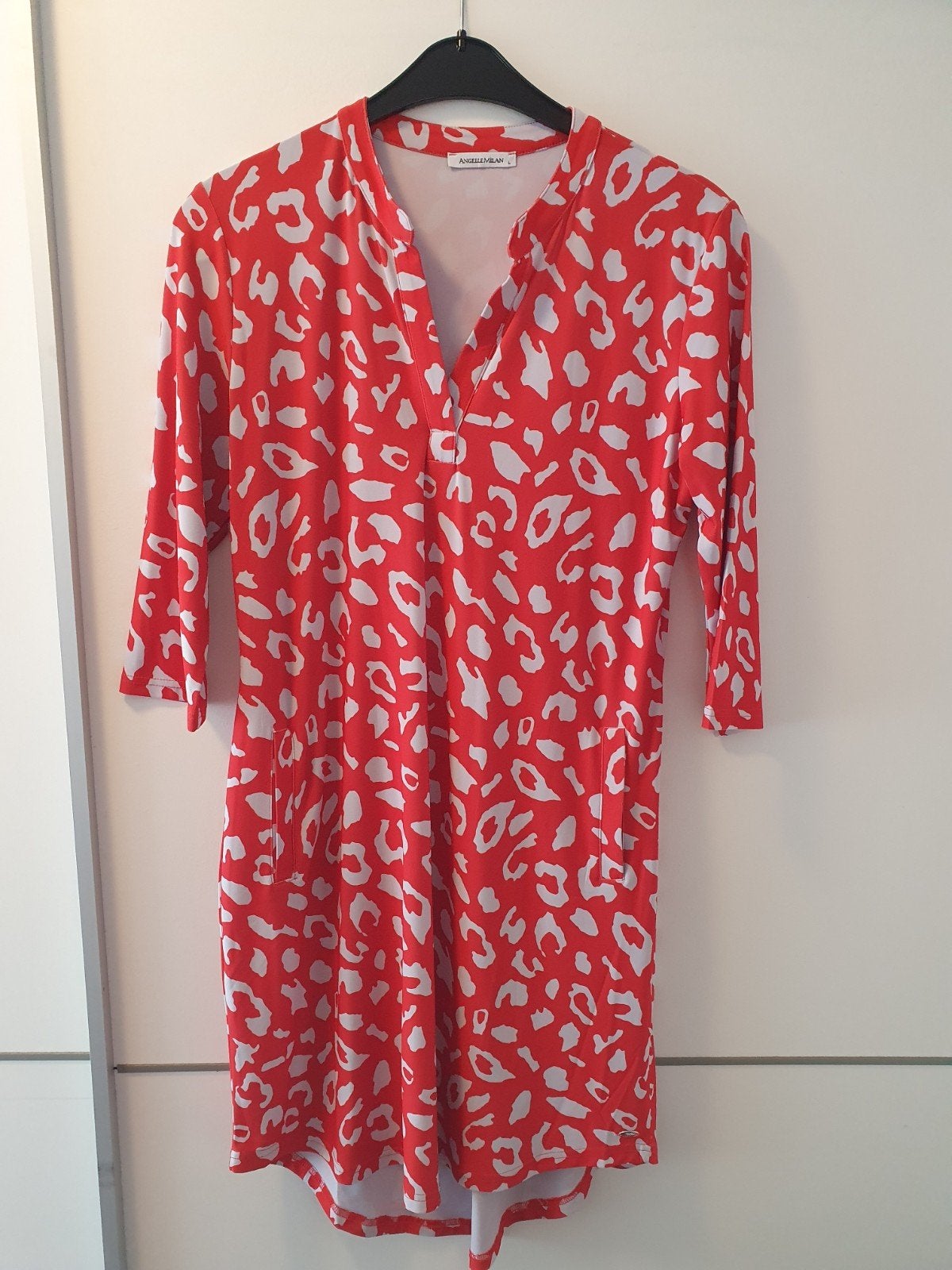 Zgan! Mooie rood/witte jurk van Angelle Milan maat L!, Verzenden, Zo goed als nieuw, Maat 38/40 (M), Rood
