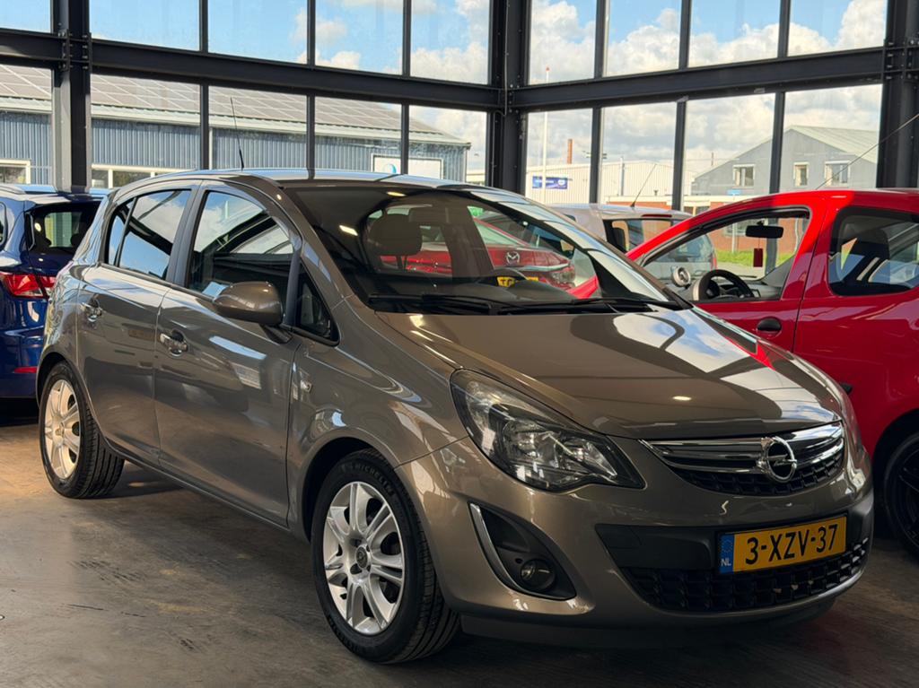 Opel Corsa 1.2 16V BlitZ - Airco- Cruise- Stoelverw- trekha, Auto's, Voorwielaandrijving, Euro 5, 1063 kg, 4 cilinders