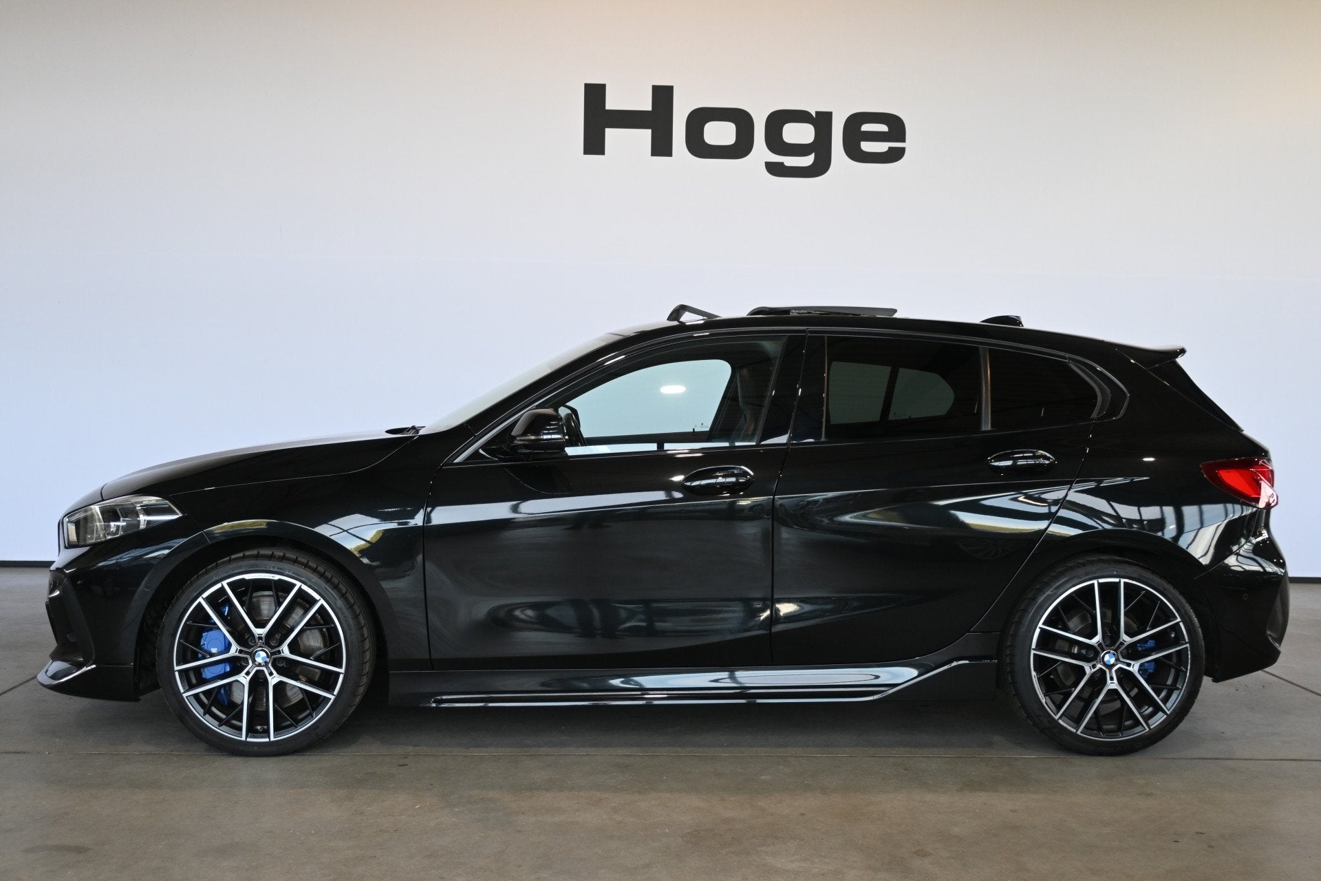BMW 1-serie 120i Automaat M - Sport Edition Clima Kuipstoele, Gebruikt, 4 cilinders, Met garantie (alle), 179 pk