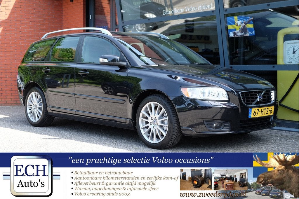 Volvo V50 2.4i 170 pk Aut. Edition II, Leer, 17 inch, Xenon, Gebruikt, Automatische klimaatregeling, Zwart, 2435 cc