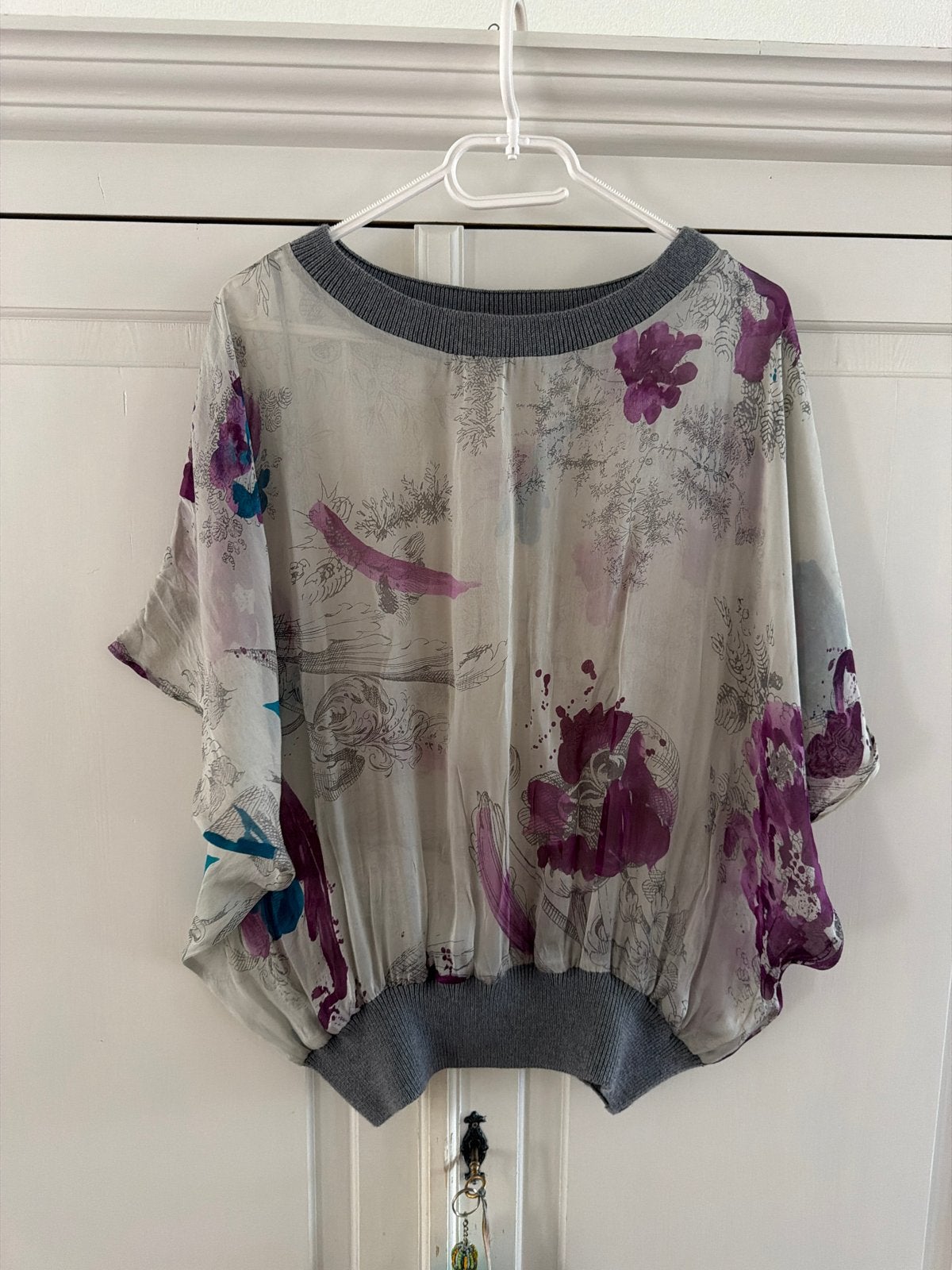 Hugo Boss Doorzichtige Zijden Blouse Maat 38, Kleding | Dames, Ophalen of Verzenden, Zo goed als nieuw, Maat 38/40 (M), Meerkleurig