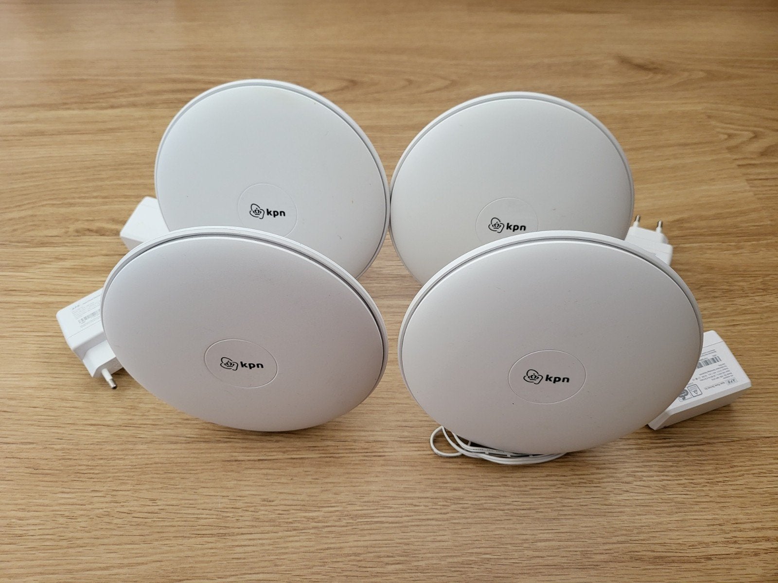 4 KPN SuperWifi punten (ook evt per 2 te koop), Ophalen of Verzenden, Gebruikt, Router, KPN