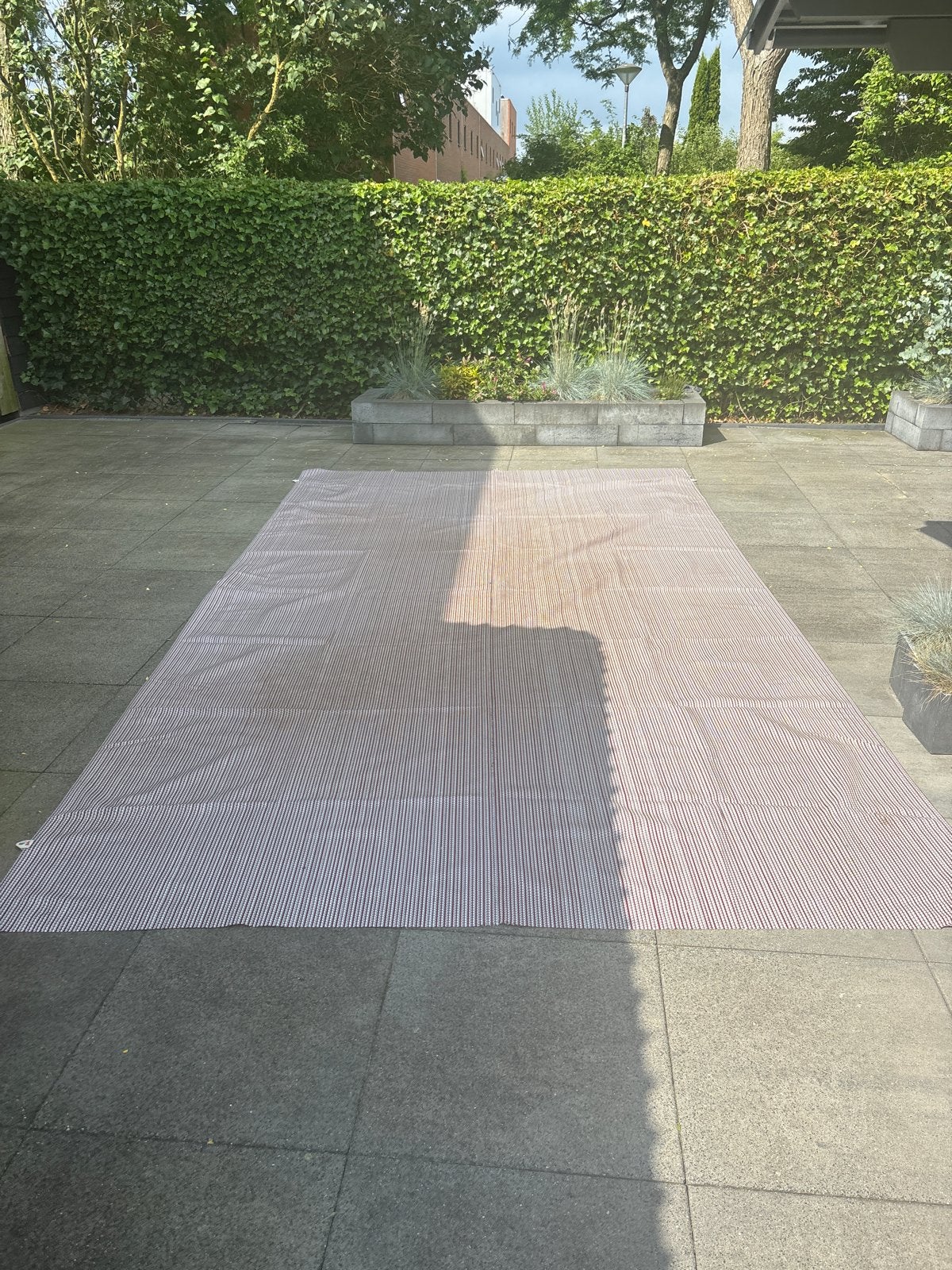 Groot gestreept buitenkleed voor terras of tuin, Ophalen, Gebruikt