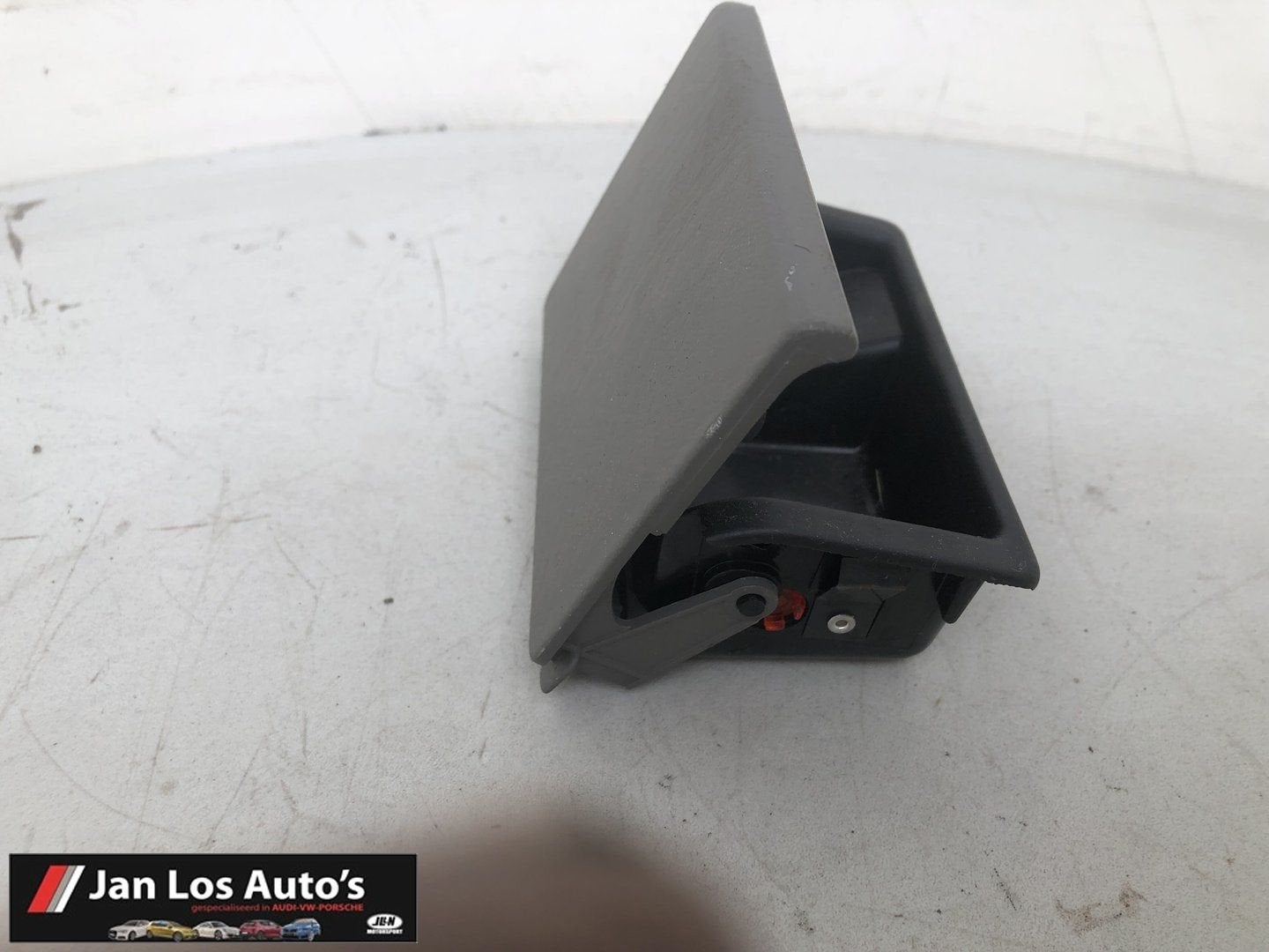 Audi 80 b3 B4 asbak achter grijs, Auto-onderdelen, Interieur en Bekleding, Gebruikt, -, -, -