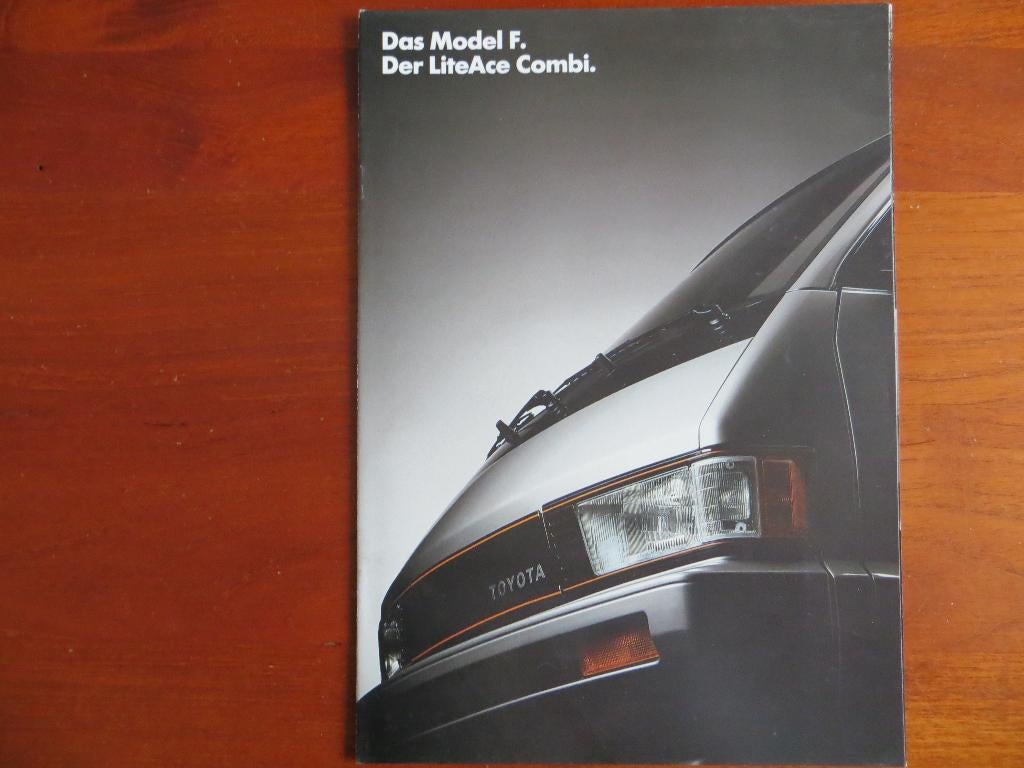 Toyota Model F, LiteAce Combi (april 1986), Ophalen of Verzenden, Nieuw, Toyota