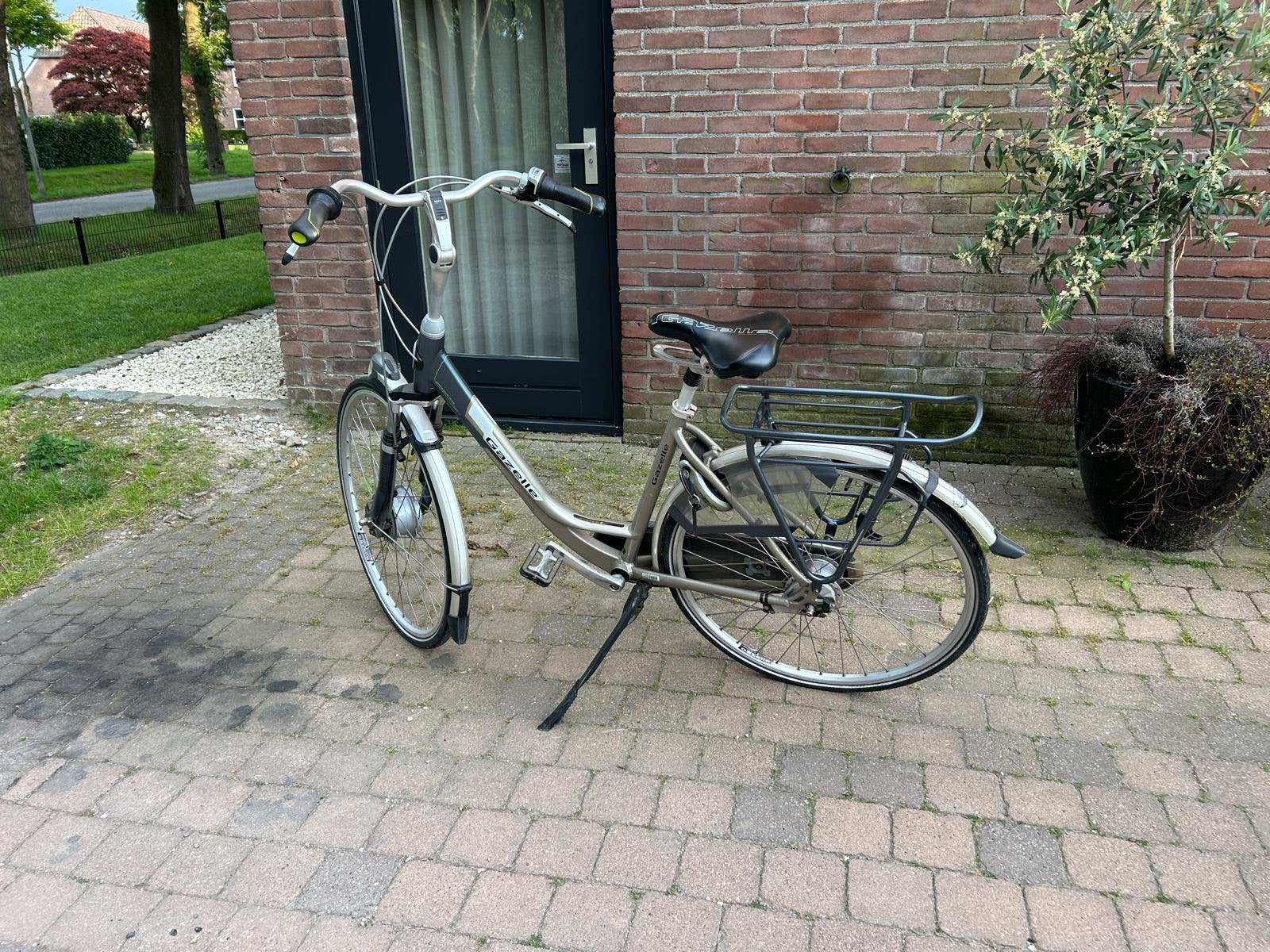 Damesfiets  Gazelle, Ophalen, Gebruikt, Gazelle