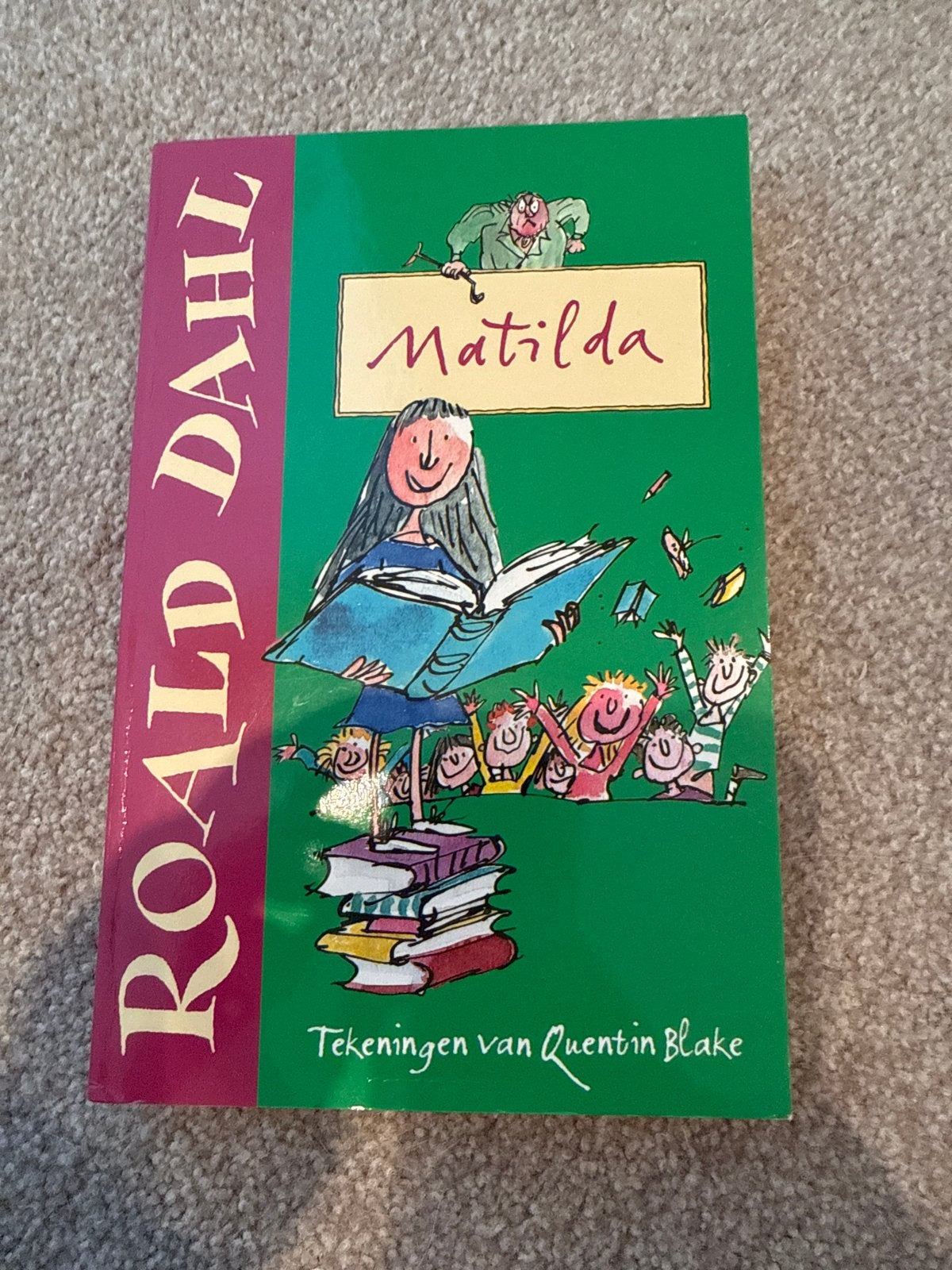 Matilda - Roald Dahl (Kinderboek), Ophalen of Verzenden, Gelezen, Fictie