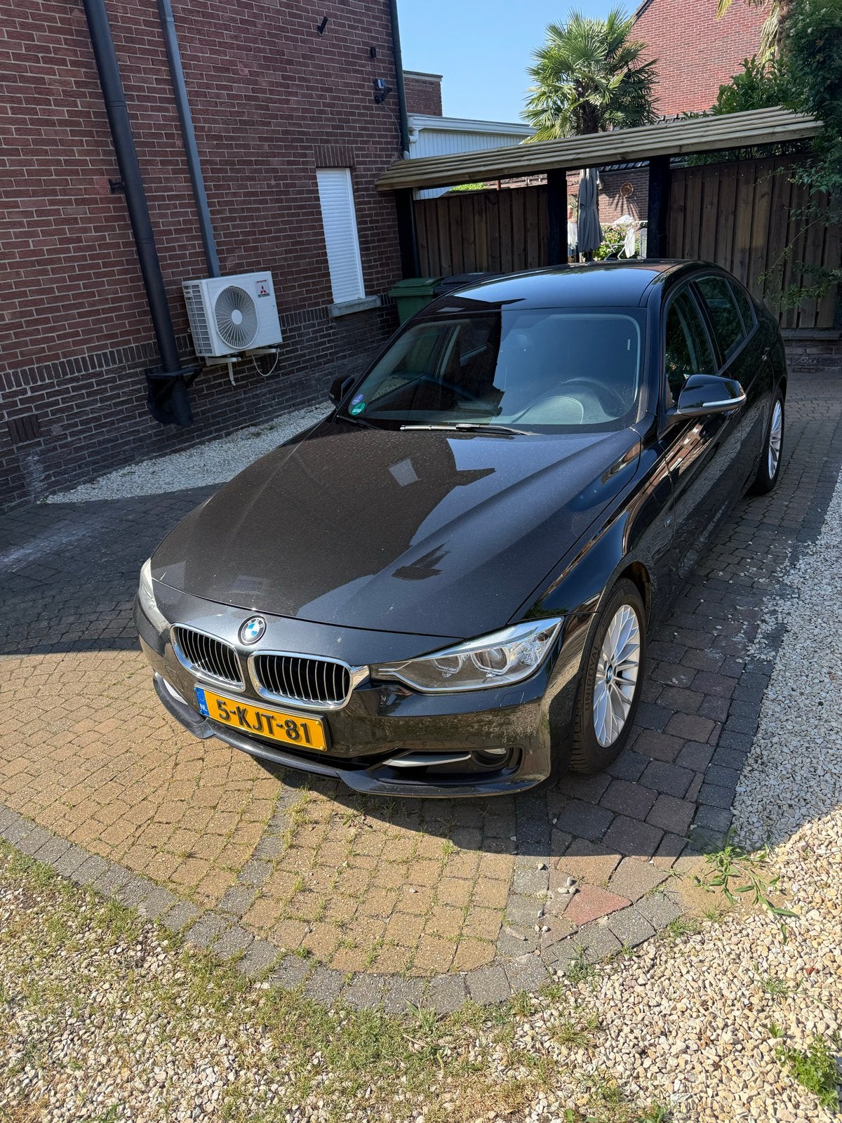 BMW 3-Serie 2.0IX 320 135KW Aut8 (f30) 2013 Zwart, Zwart, 4 cilinders, Zwart, Origineel Nederlands