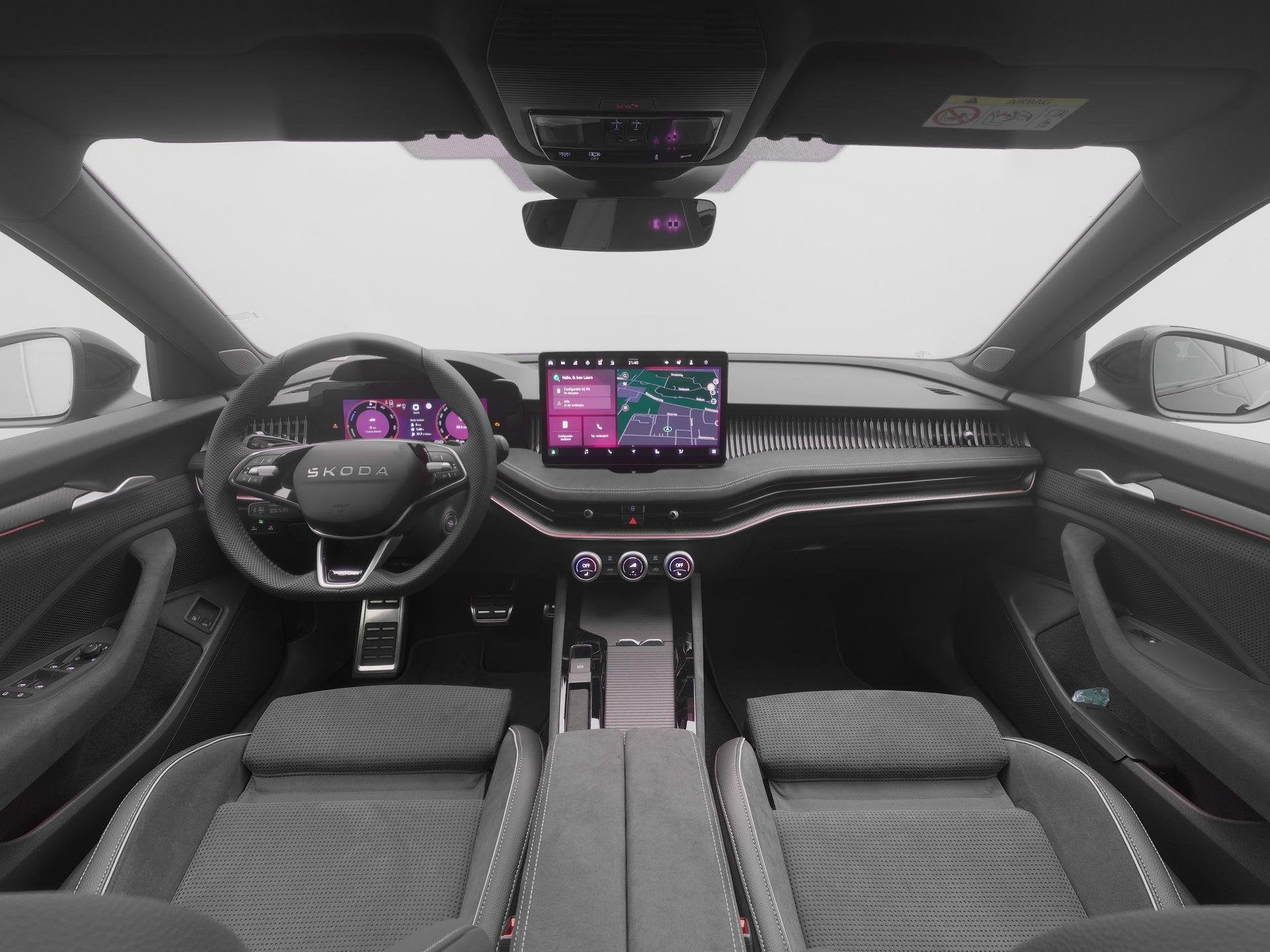 Skoda Superb combi Sportline Business 1.5 TSI PHEV | Panoram, 1498 cc, 4 cilinders, Plug-in hybride, Nieuw