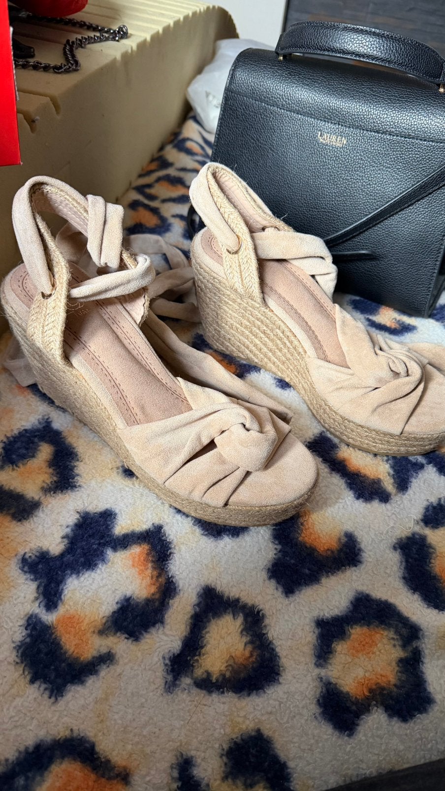 Sleehak nieuw, Ophalen, Zo goed als nieuw, Sandalen of Muiltjes