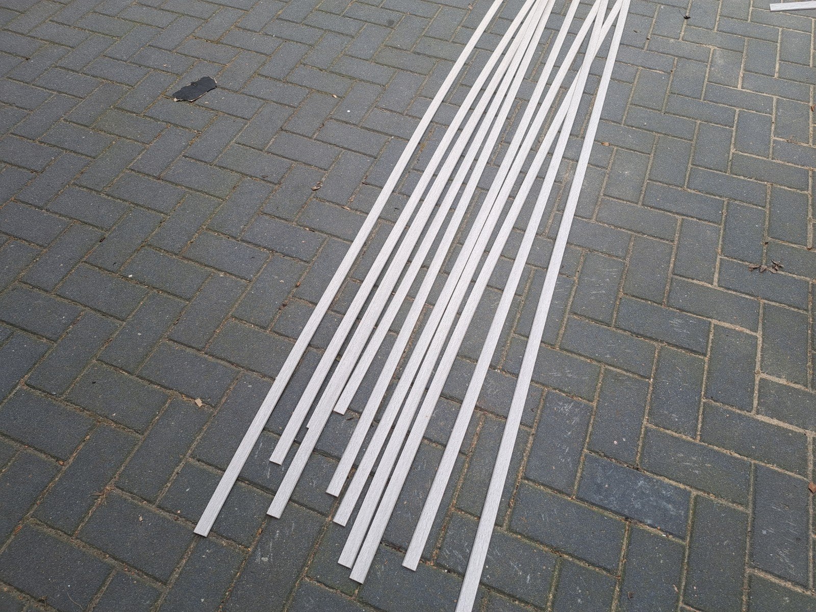 laminaat plinten, Ophalen, Nieuw, Mdf, 200 tot 250 cm