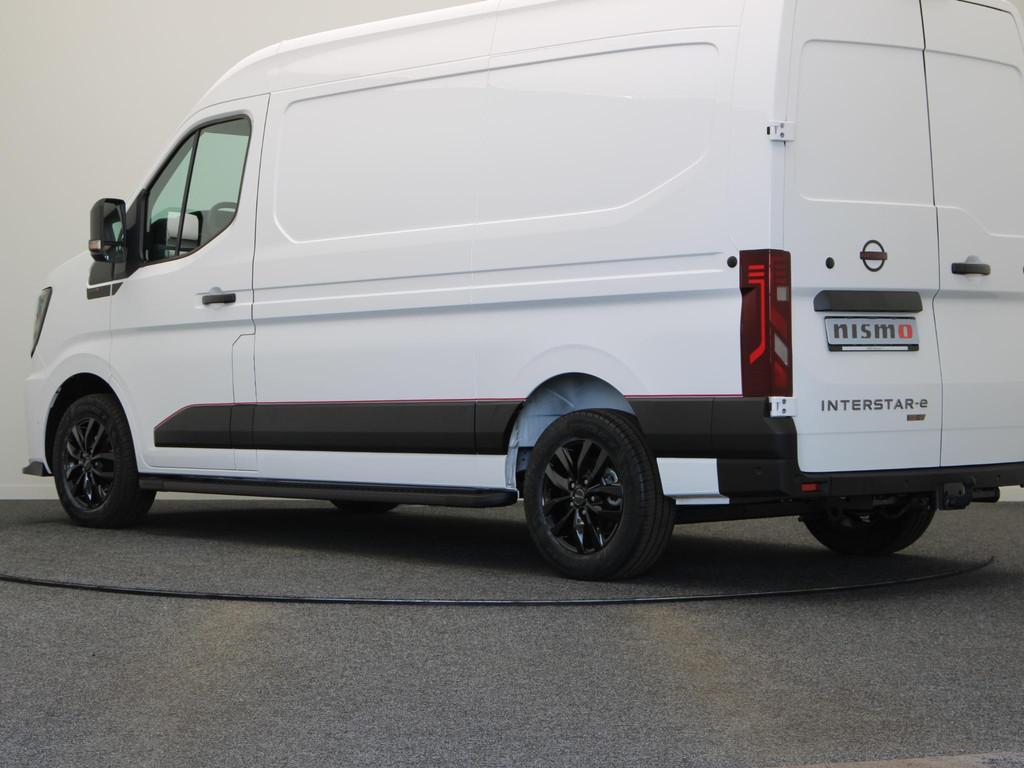 Nissan Interstar-e Nismo + | Alleen Bij ABD! | 0% Rente | 5, Auto's, Stof, 143 pk, Wit, Nieuw