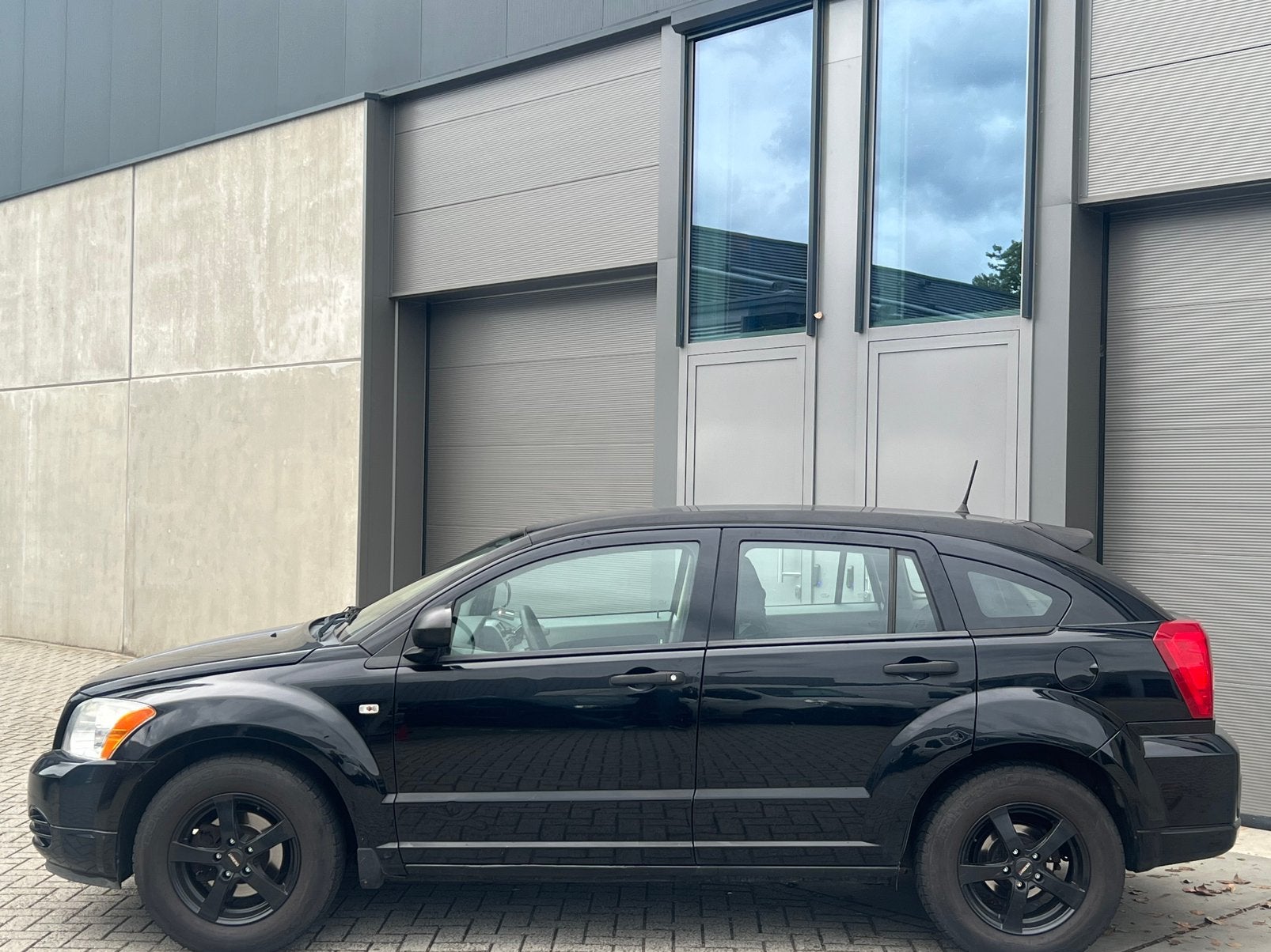 Foto 9 van Zwarte Nette Dodge Caliber 1.8 SXT Benzine/Airco/Apk/Nap!