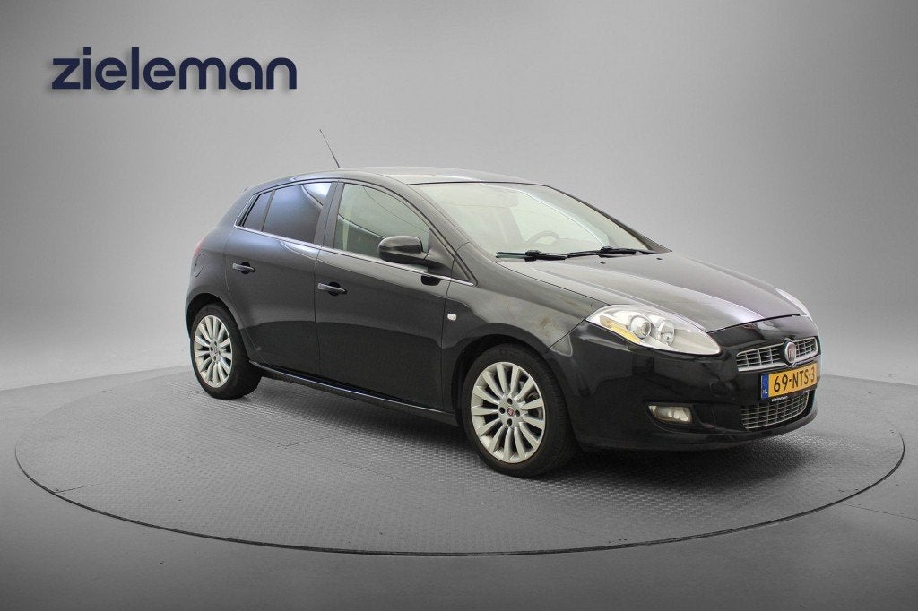 Fiat BRAVO 1.4 T-Jet Dynamic - Cruise, Clima, Trekhaak, Voorwielaandrijving, Gebruikt, Huisgarantie, 4 cilinders