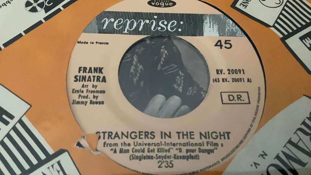 Frank Sinatra. Strangers in the night, Ophalen of Verzenden, Zo goed als nieuw, Pop
