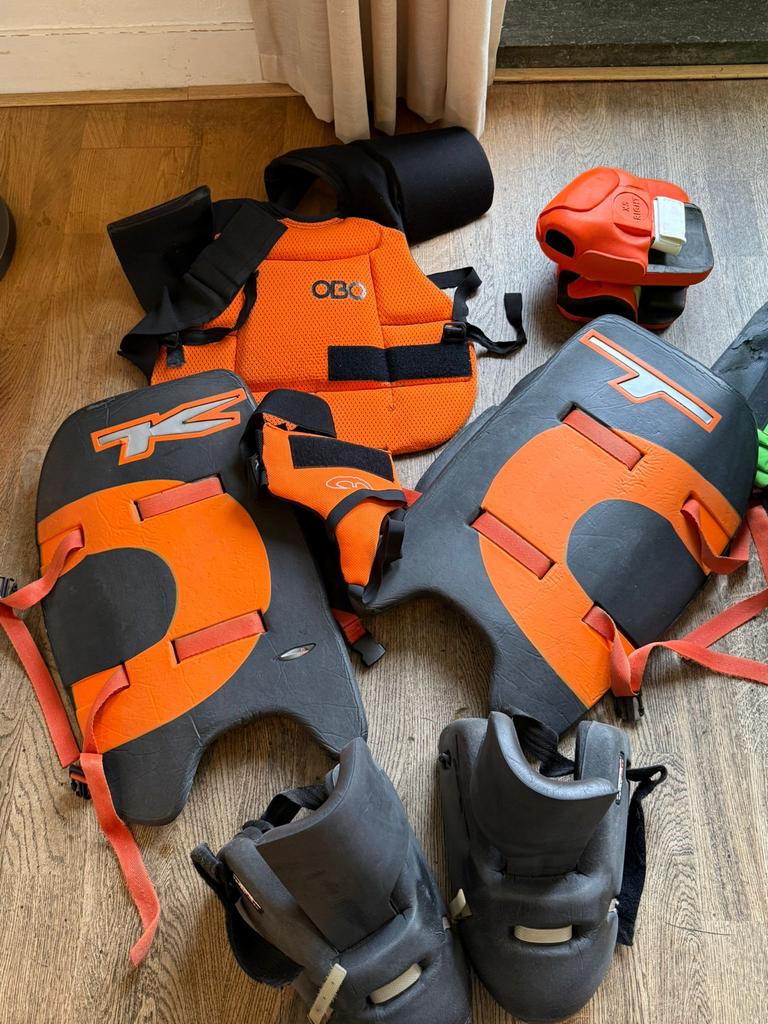 Complete keepersuitrusting junior (OBO, TK) met tas, Ophalen of Verzenden, Gebruikt, Overige typen