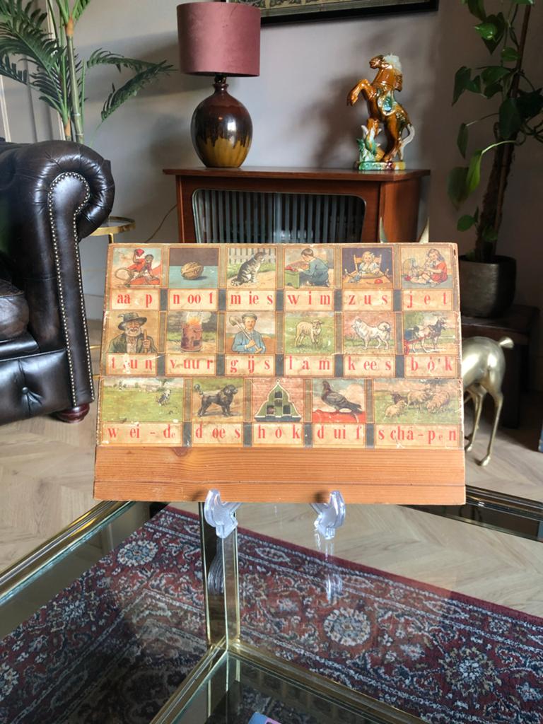 Vintage houten leesplankje 'aap noot mies', Ophalen of Verzenden