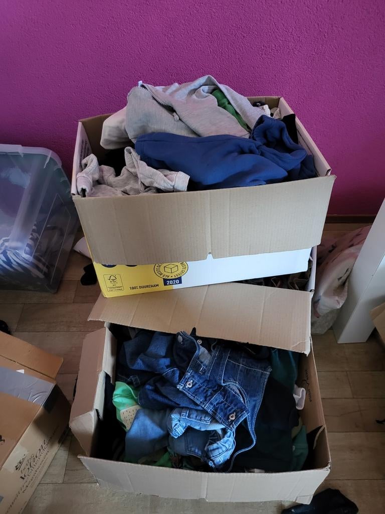 Verhuisdozen vol kinderkleding jongens/meisjes mt 74, 80, 86, Kinderen en Baby's, Babykleding | Baby-kledingpakketten, Ophalen