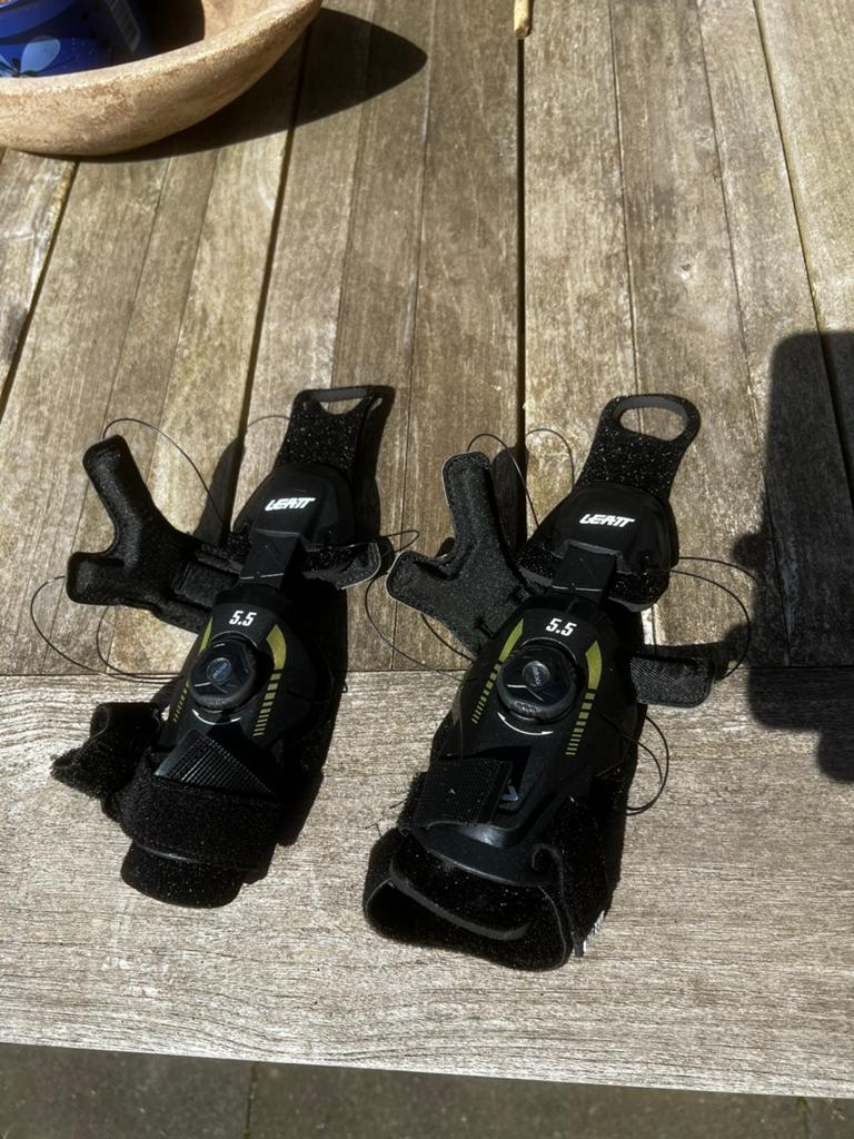 Leatt 5.5 polsbrace, Ophalen, Nieuw zonder kaartje, Motorcrosskleding